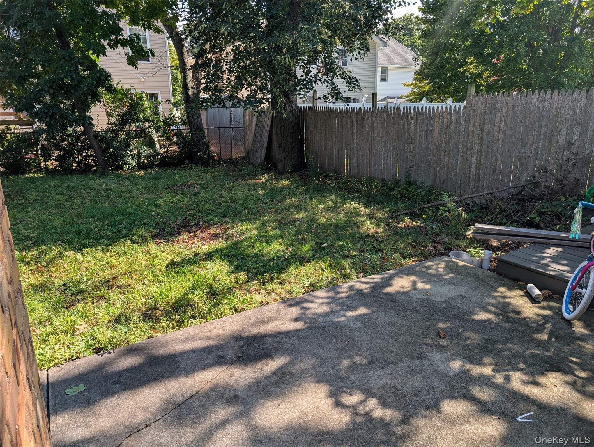 186 Westbury Boulevard — photo 9
