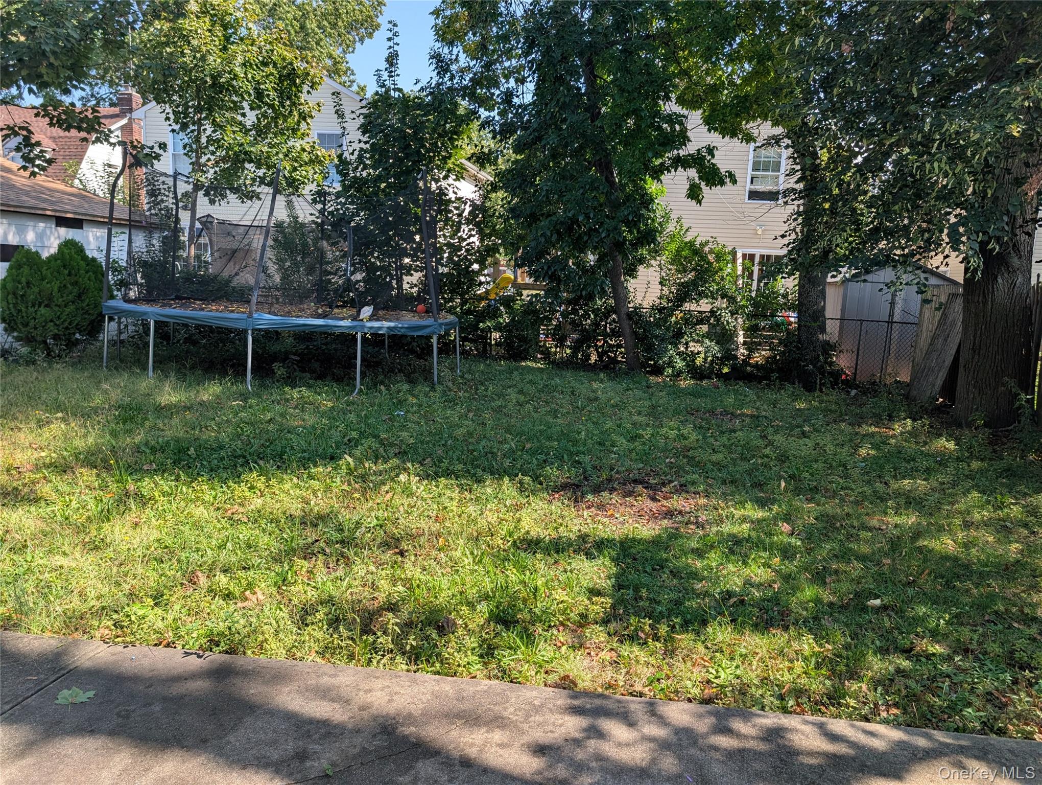 186 Westbury Boulevard — photo 10