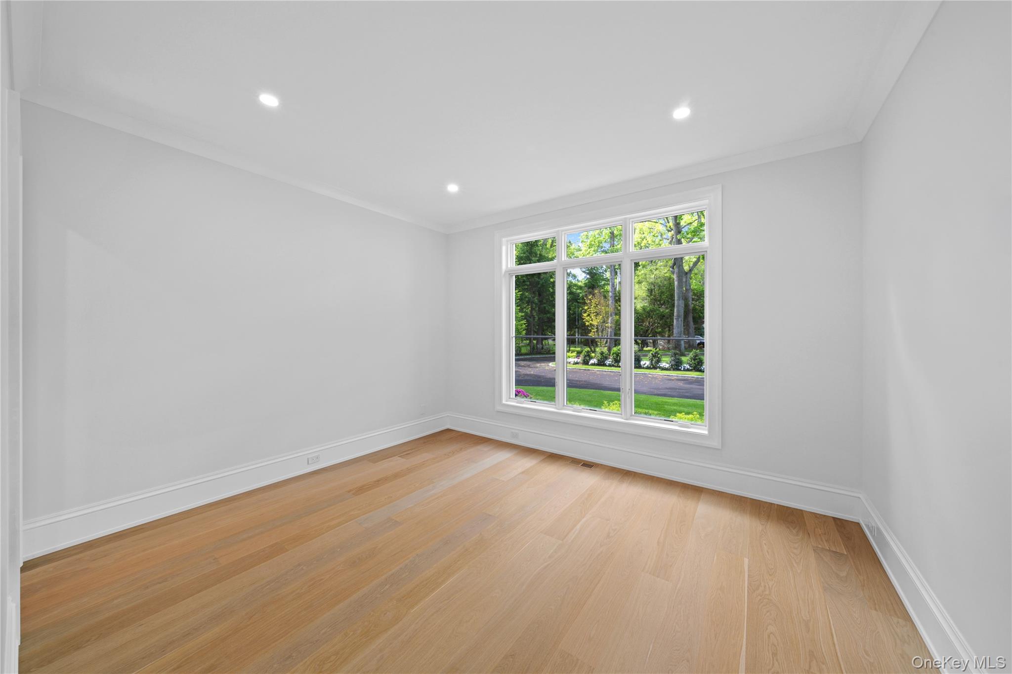 12 Quaker Ridge Drive — photo 24
