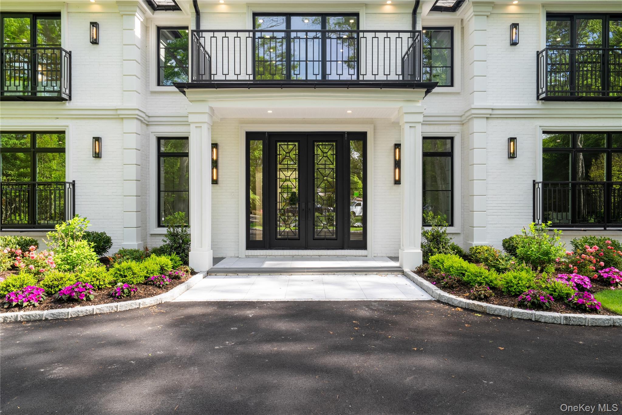 12 Quaker Ridge Drive — photo 3