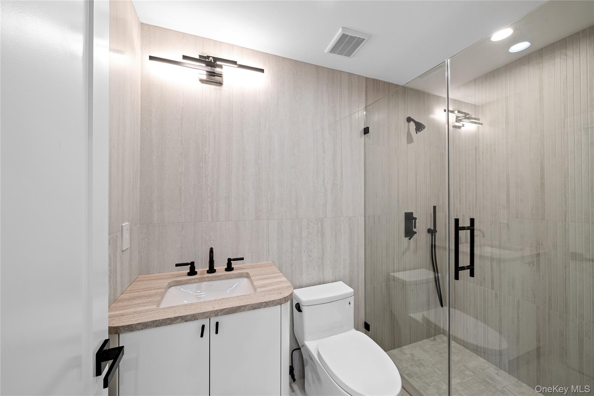 12 Quaker Ridge Drive — photo 37