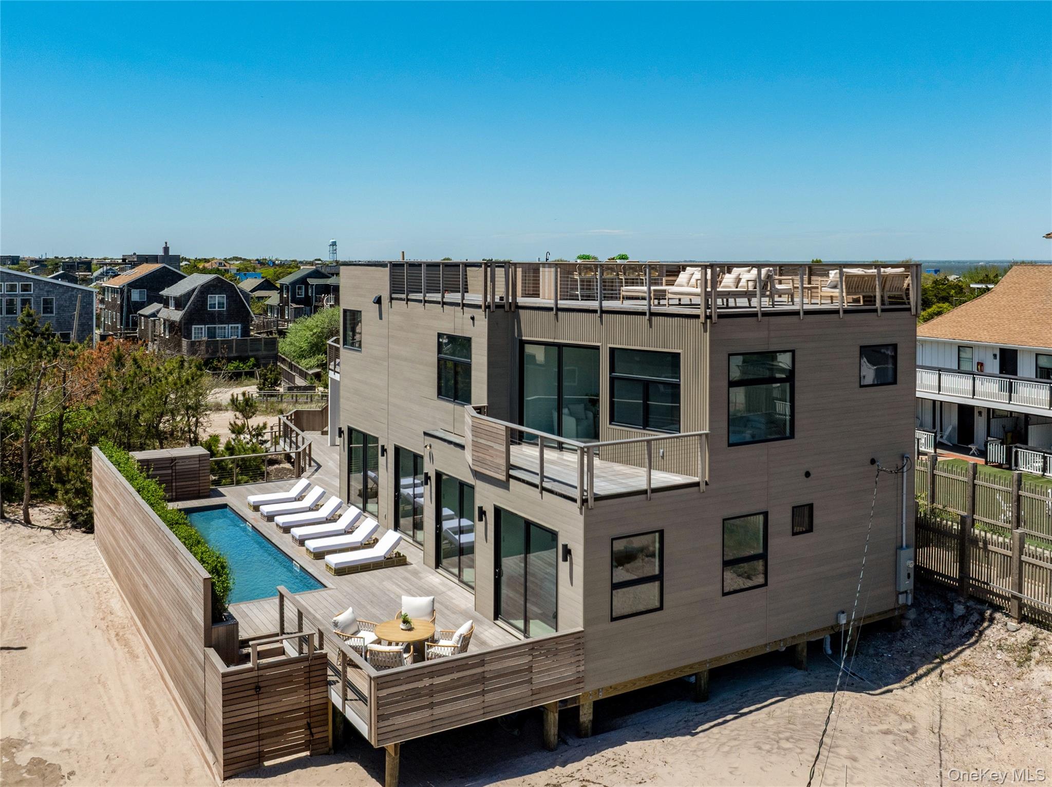 36 Cayuga Street, Ocean Bay Park