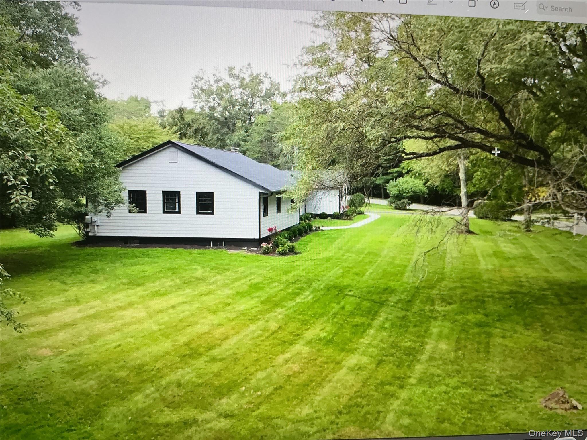 19 MICHAELS Lane — photo 42