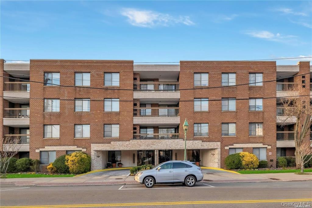 376 Central Avenue #3-V