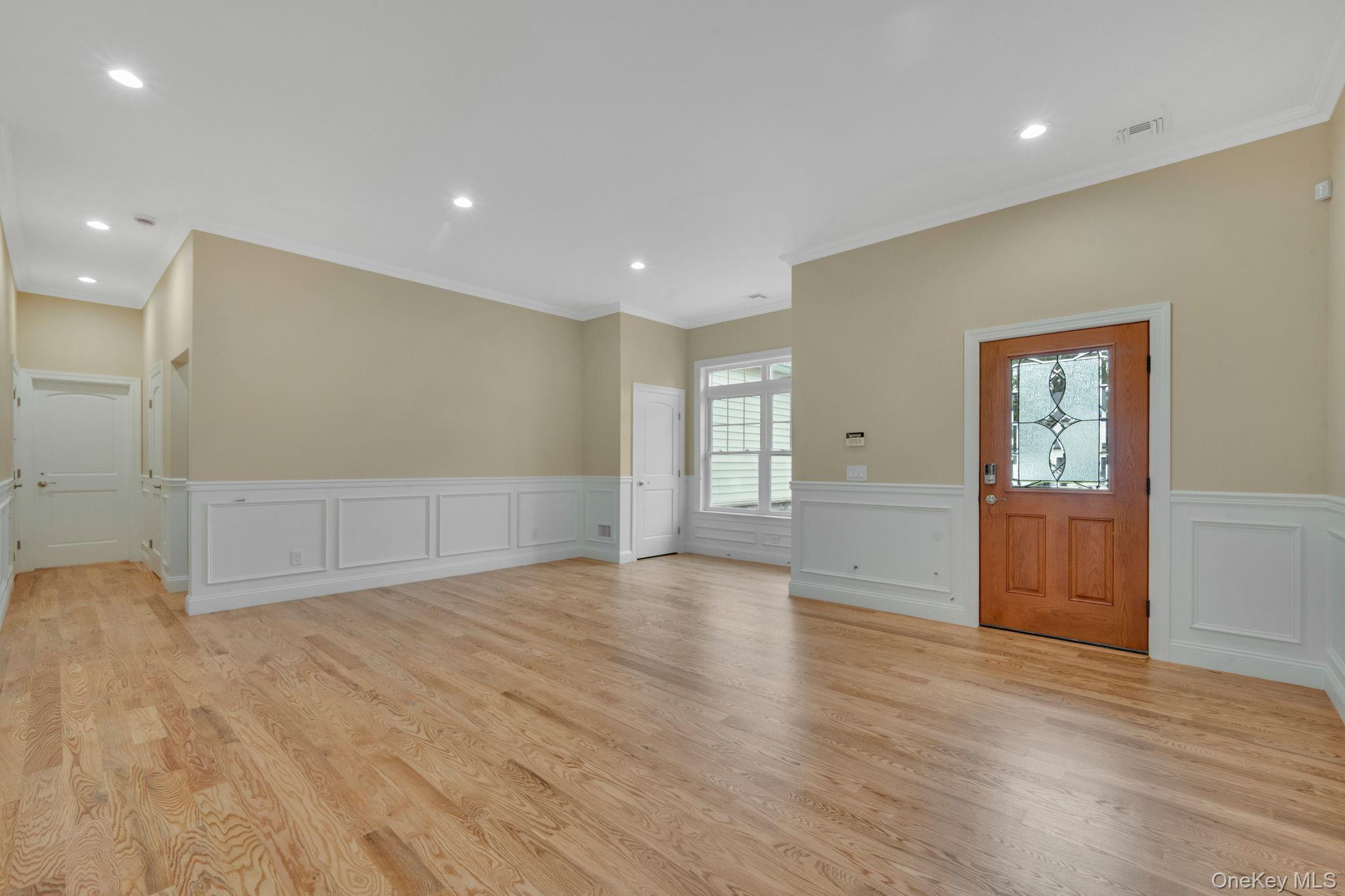 64 Blydenburgh Road — photo 4