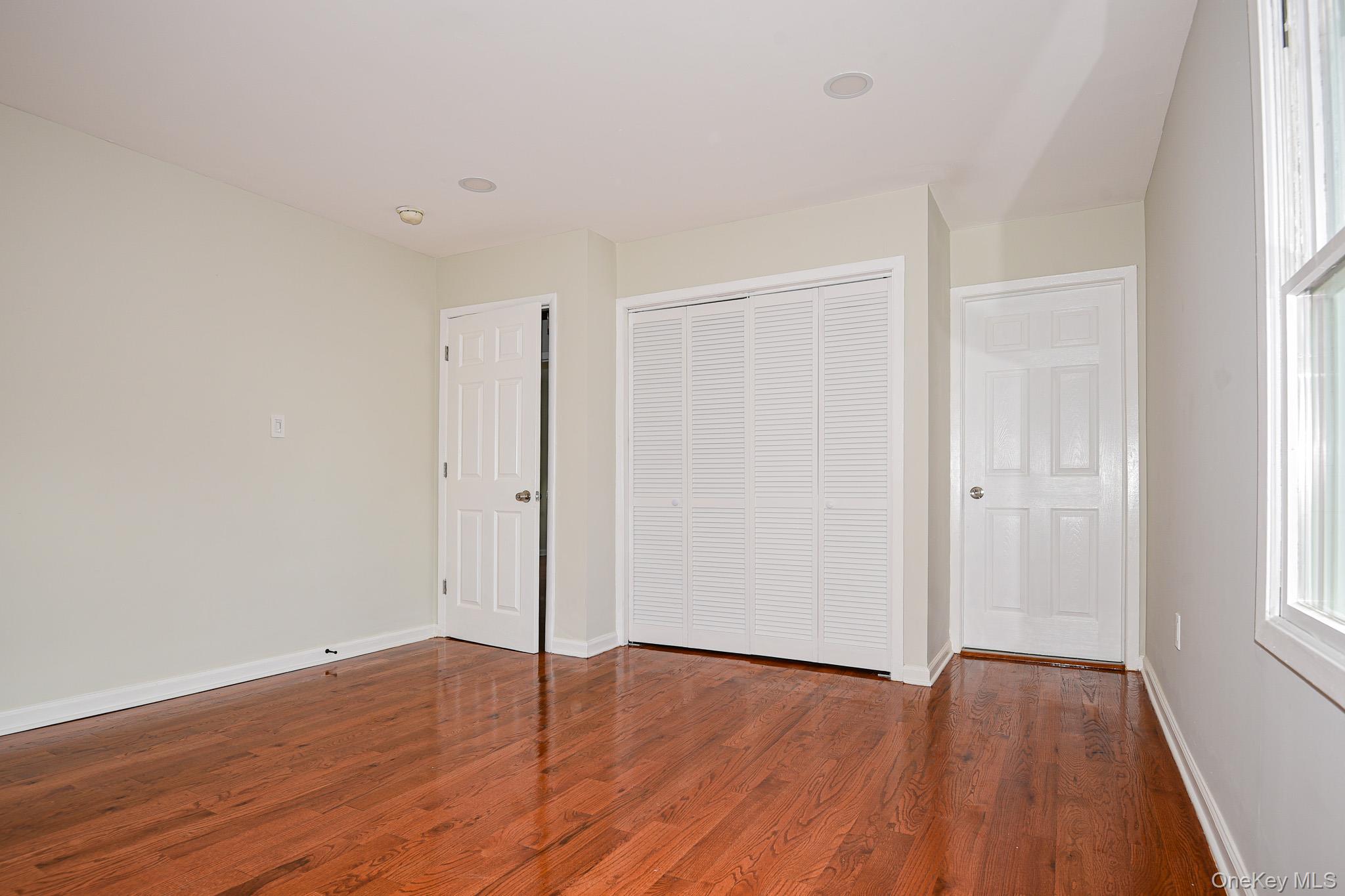 95 Pulaski Road — photo 20