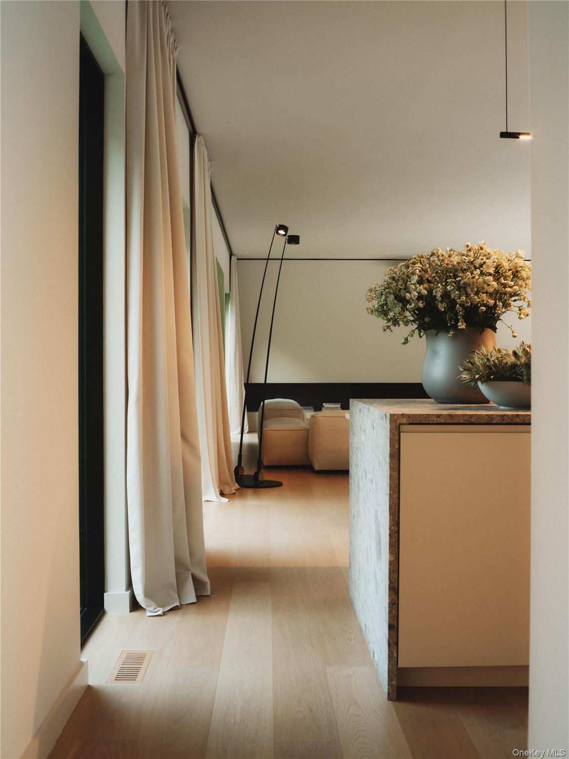 96 Godfrey Lane — photo 3