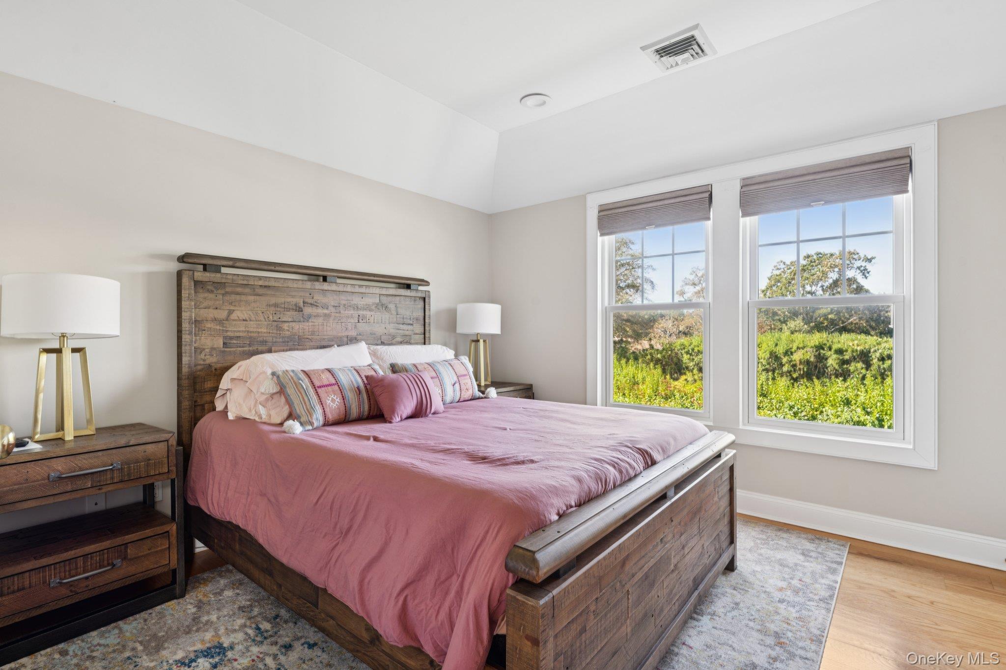 26 Sunset Avenue — photo 22