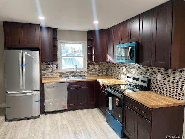 56 ash Street — photo 2