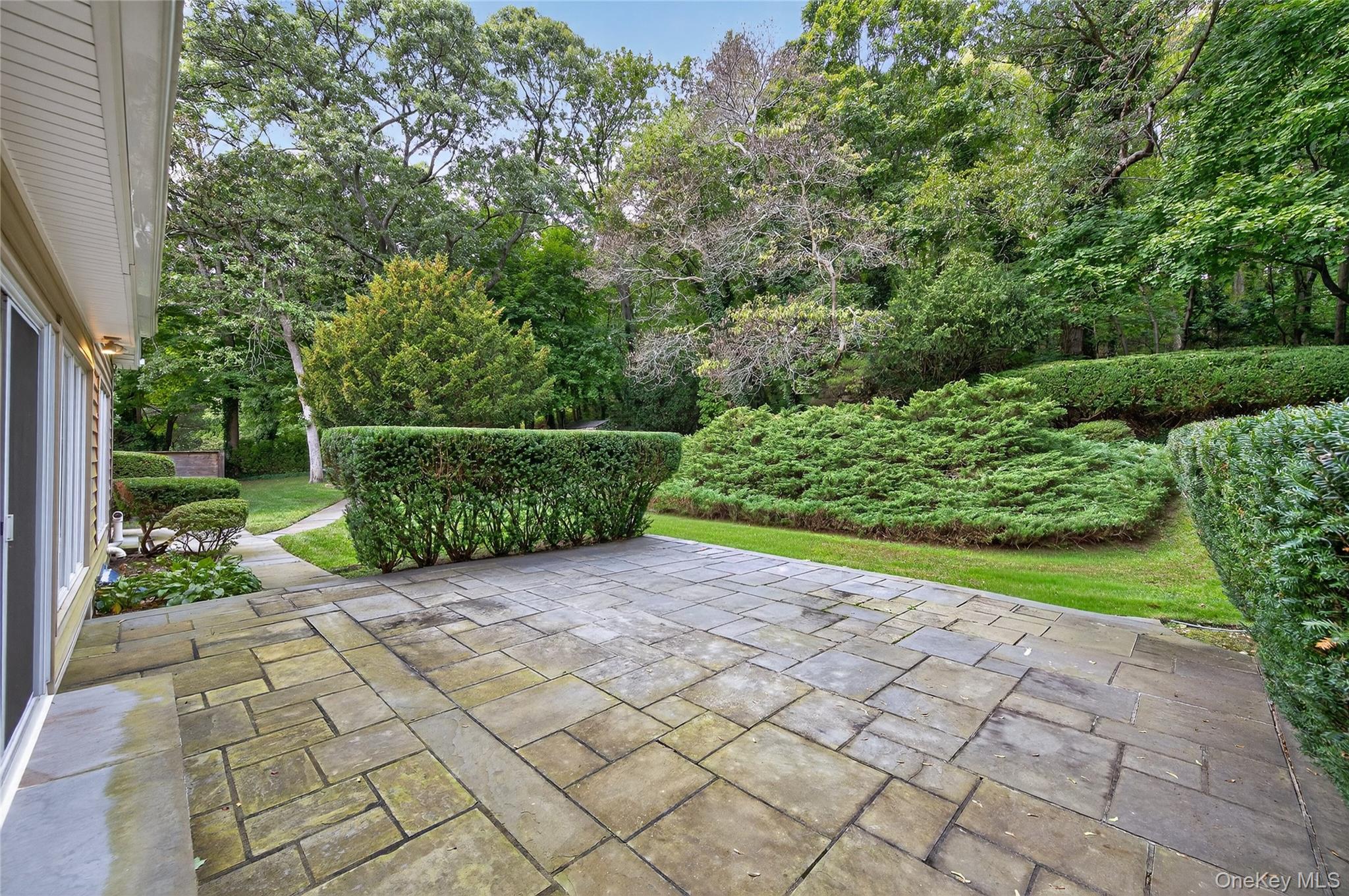 634 Park Avenue — photo 42