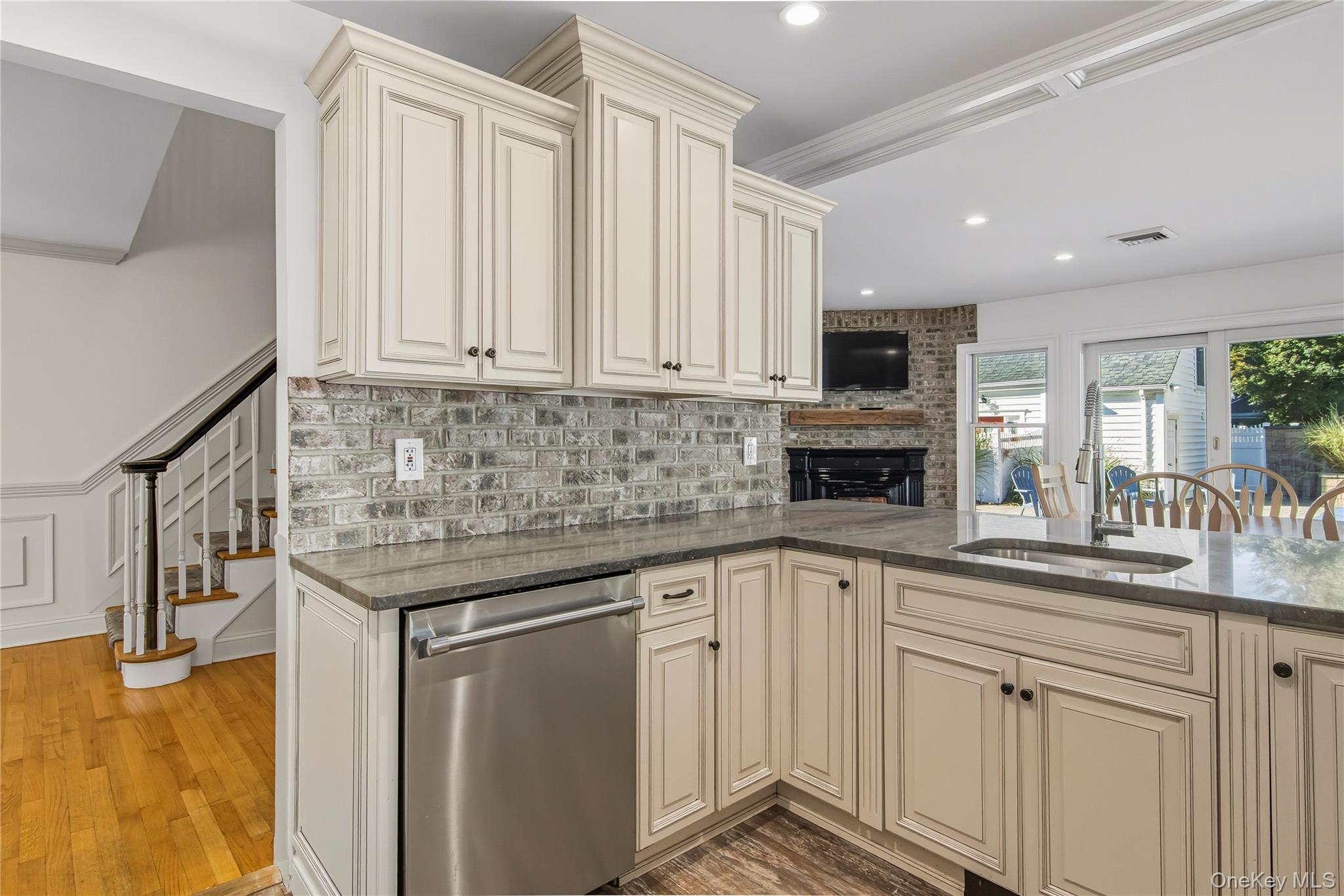 3 Hickory Lane — photo 12