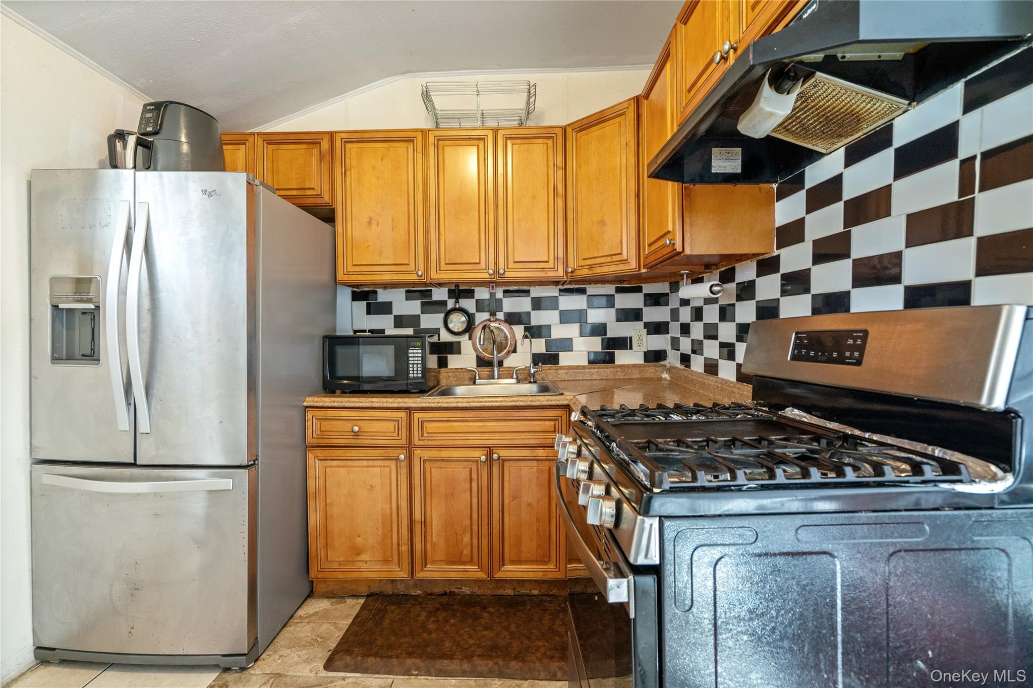 501 Scherger Avenue — photo 7