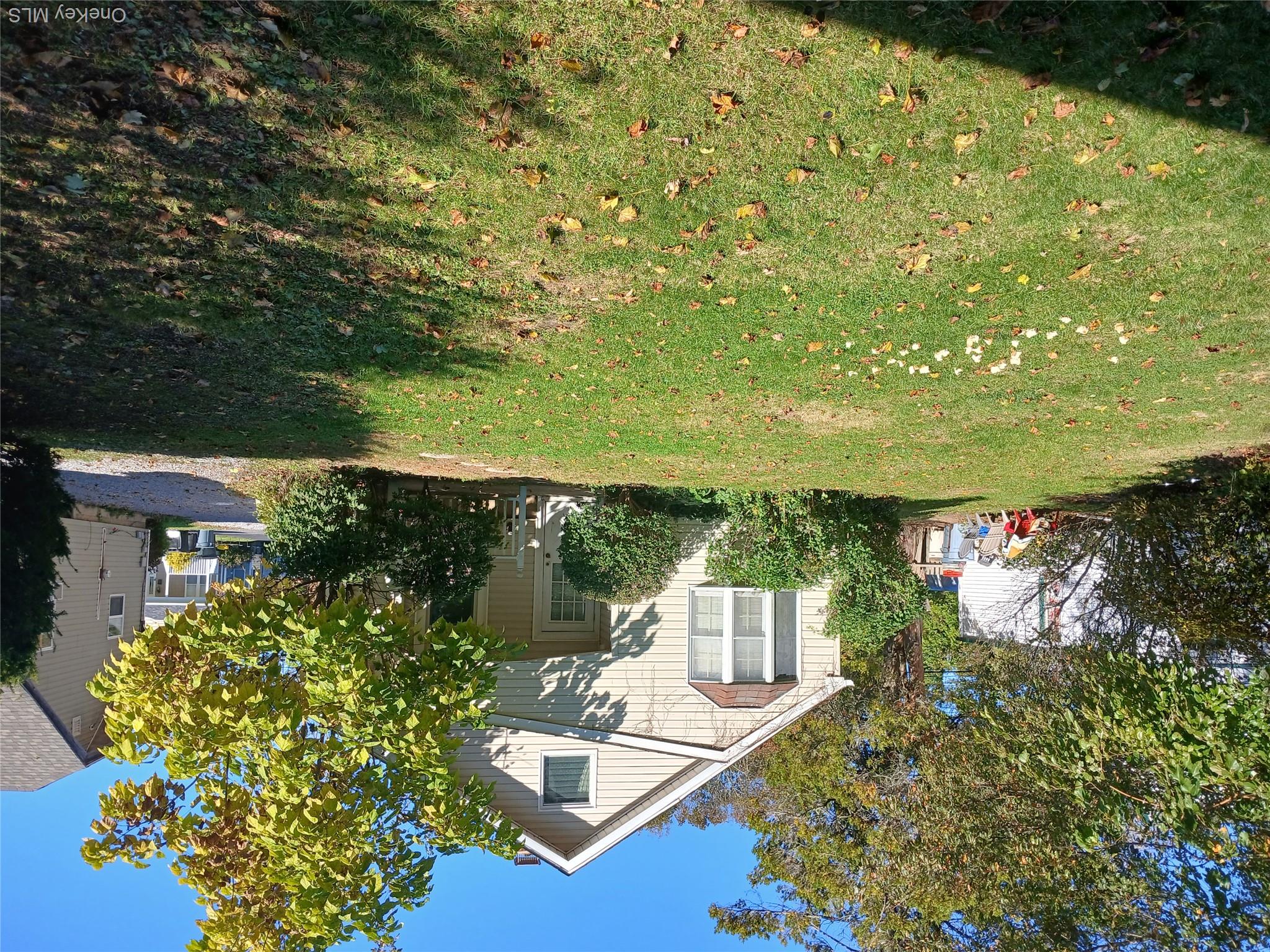 8 Woodburn Street, Patchogue