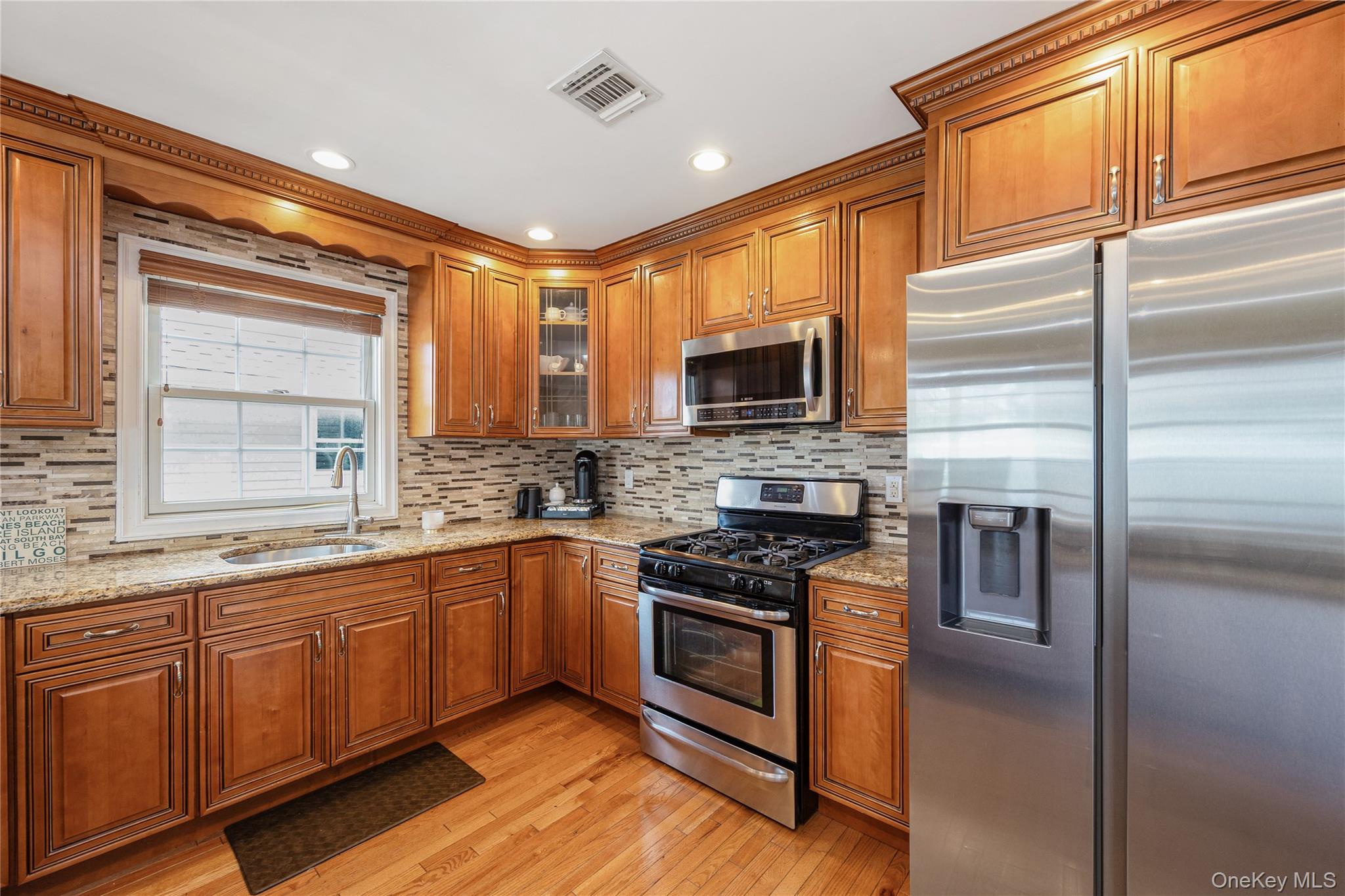 2758 Harvard Place — photo 9