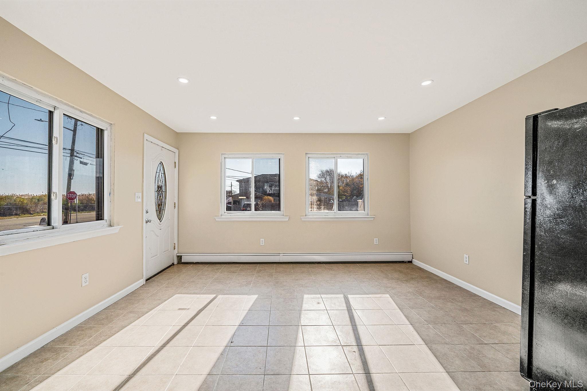 4 Bay Place — photo 19