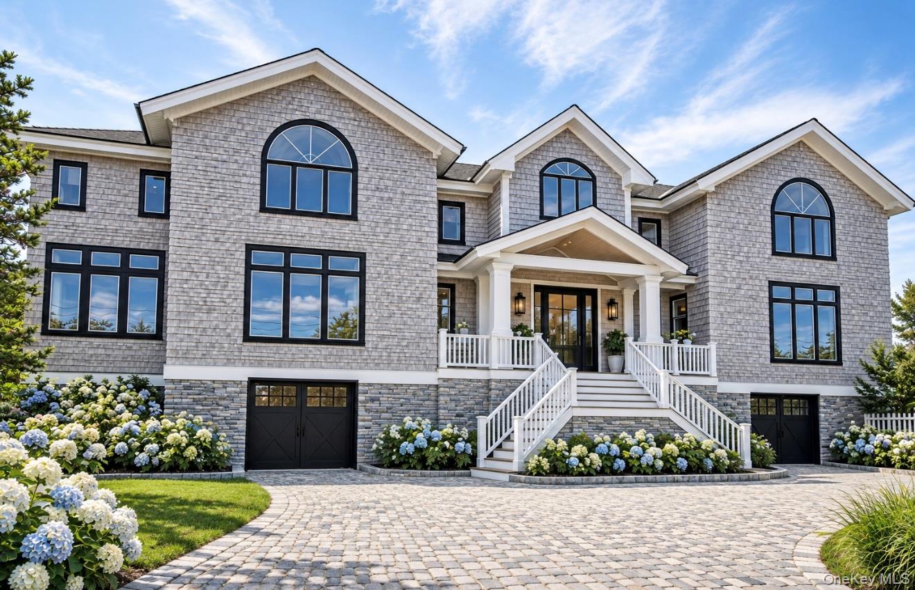 605 Dune Road, Westhampton