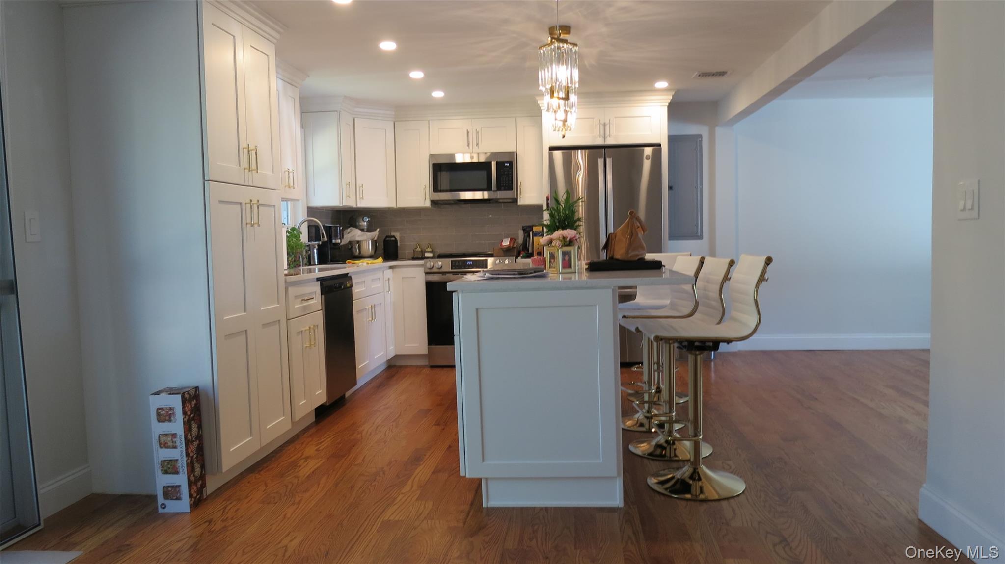 1 Eliot Drive — photo 3