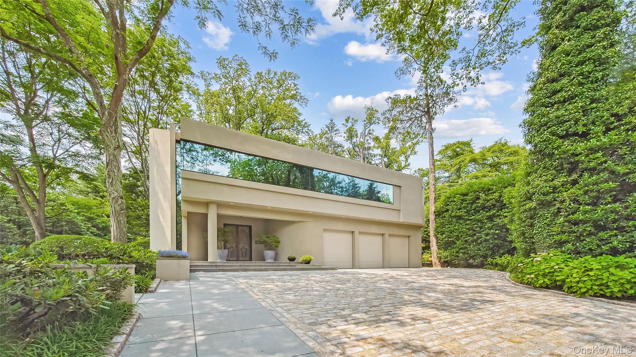 7 Folie Court — photo 2