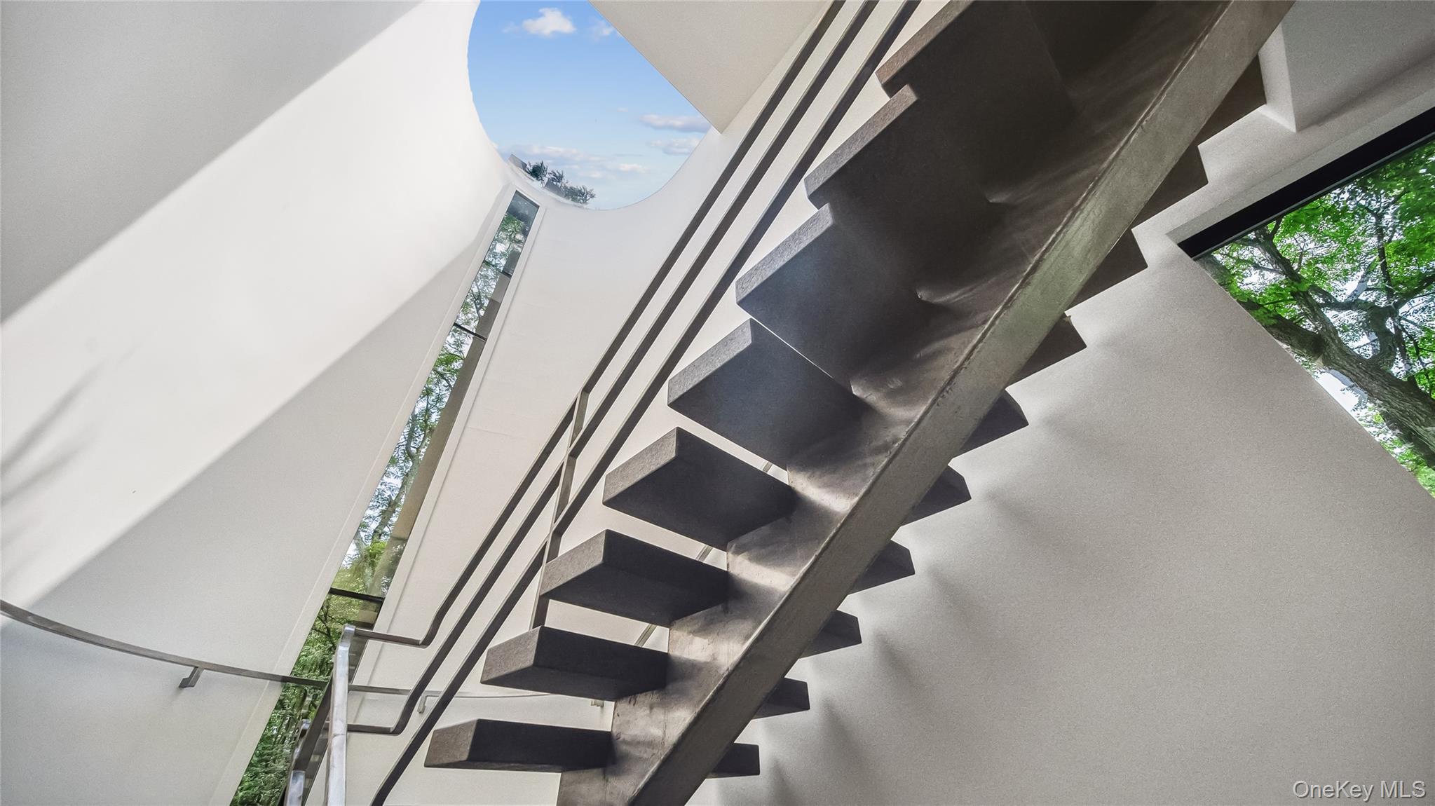 7 Folie Court — photo 6