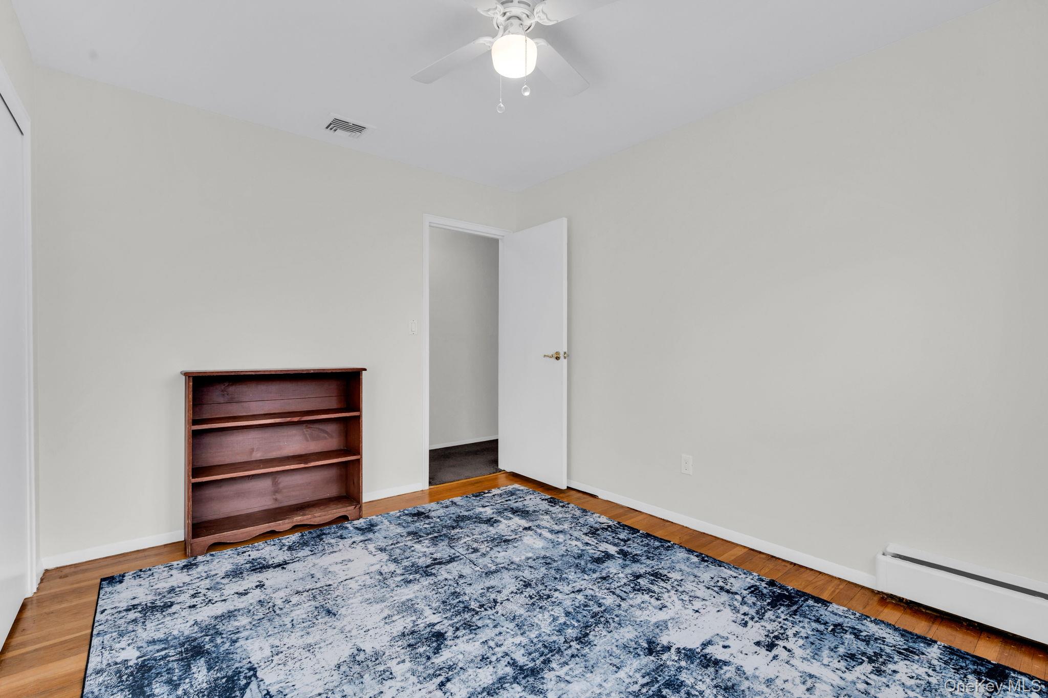 266 Bayview Avenue — photo 15