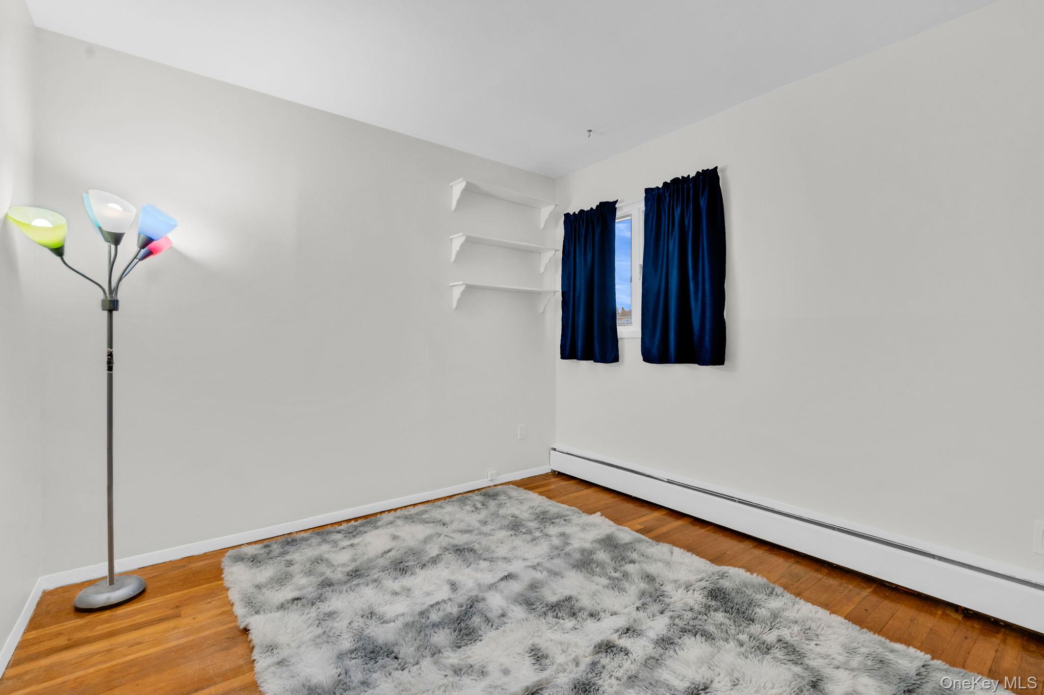 266 Bayview Avenue — photo 16