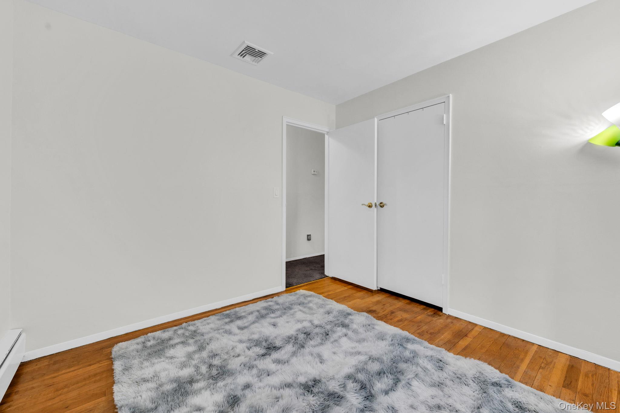 266 Bayview Avenue — photo 17