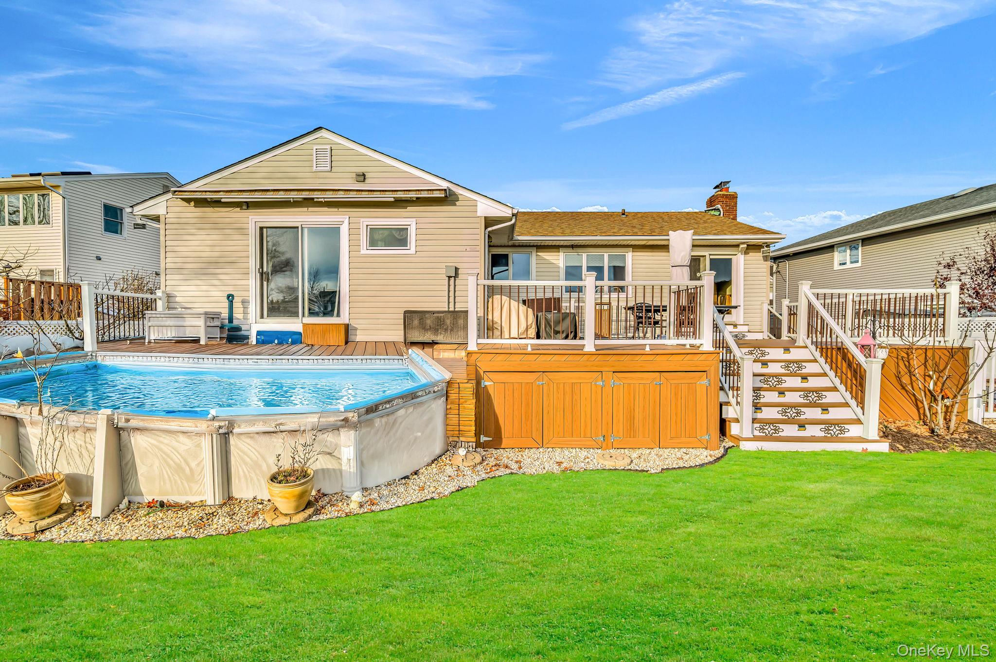 266 Bayview Avenue — photo 35