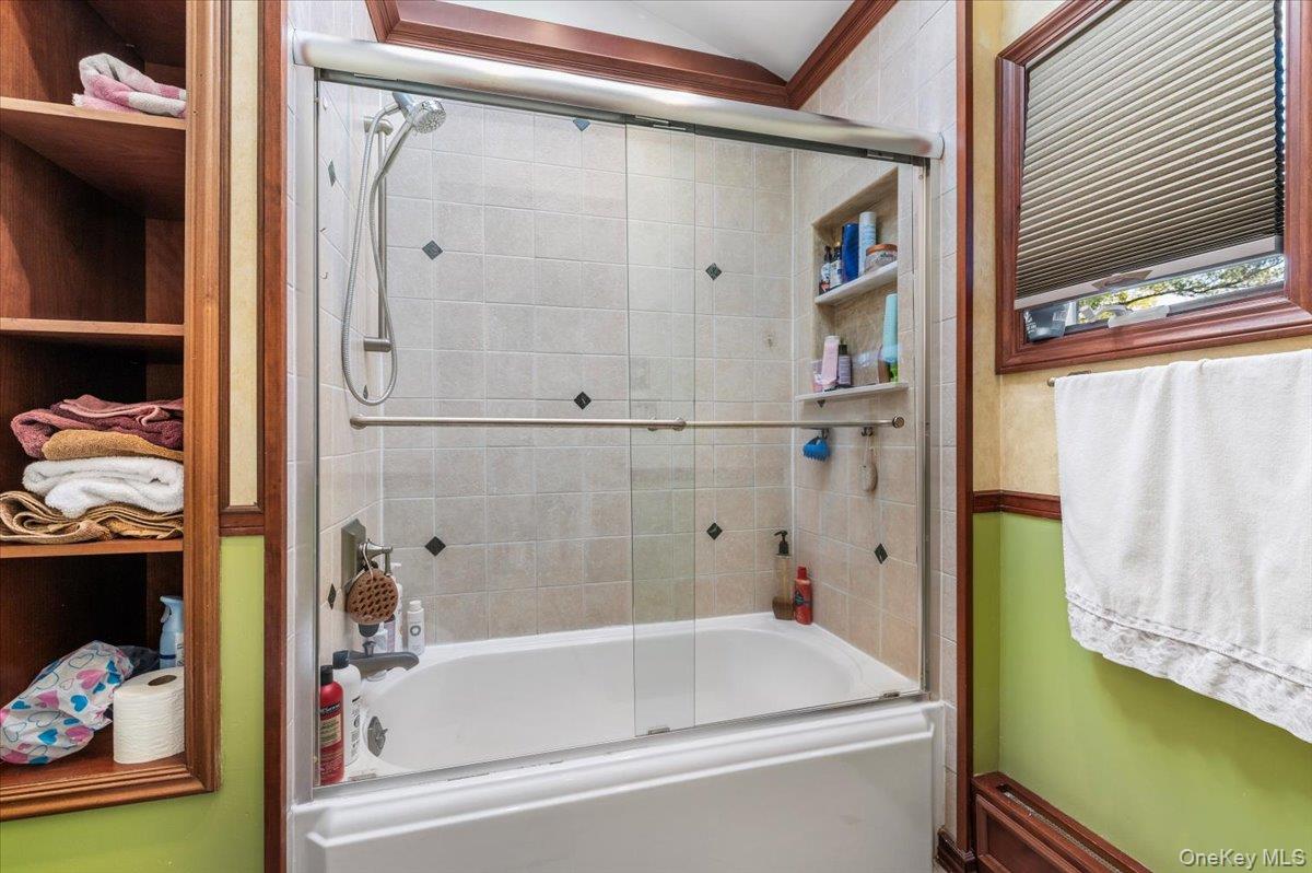 10 Faulkner Lane — photo 29