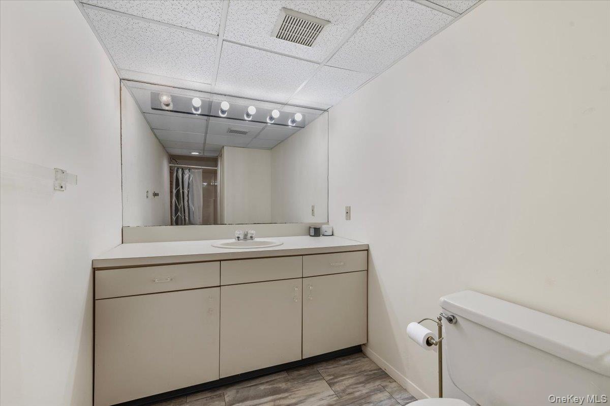 10 Faulkner Lane — photo 35