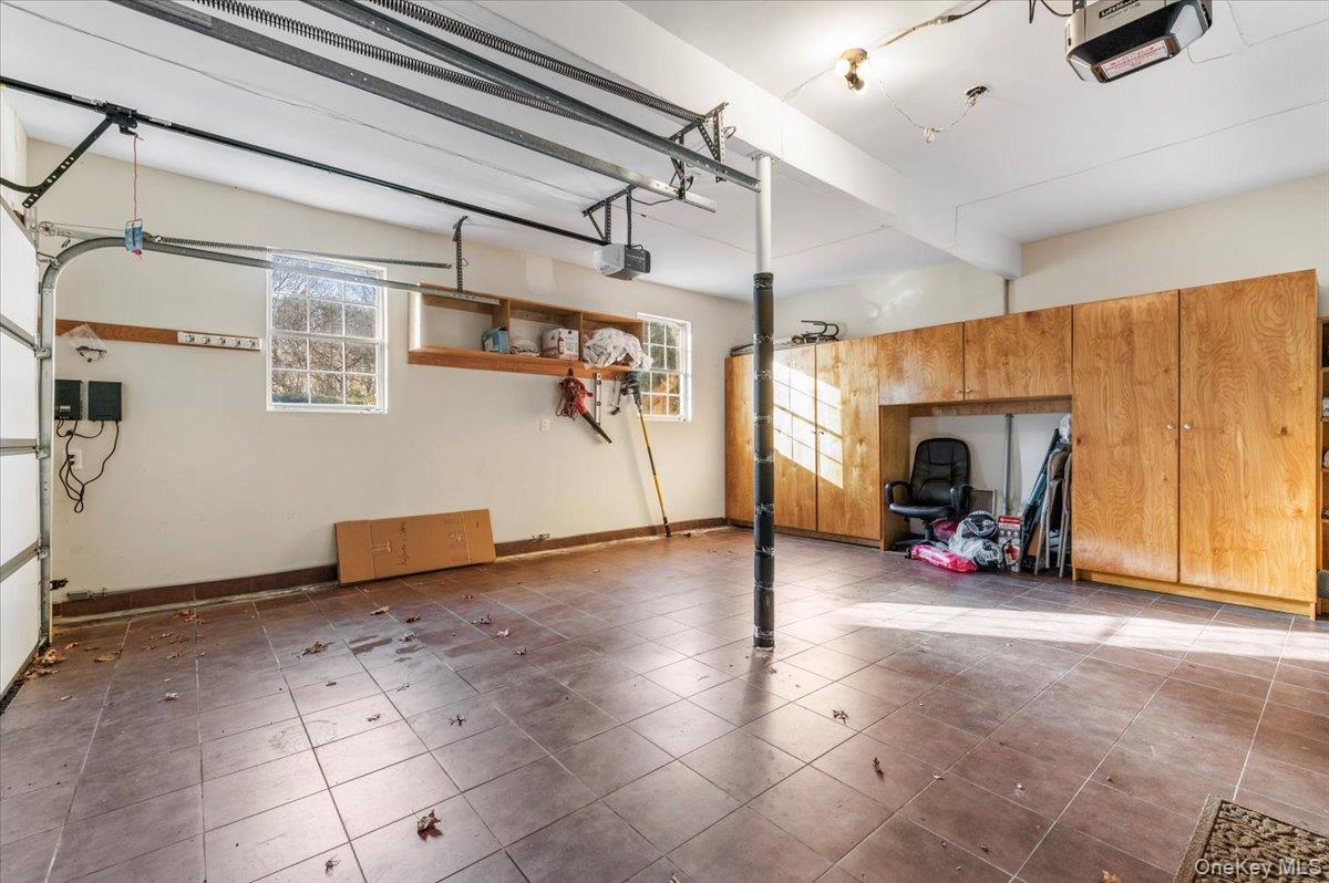 10 Faulkner Lane — photo 36