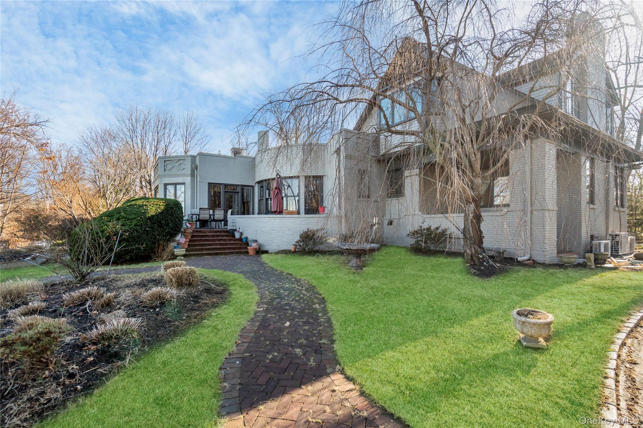5 Cedar Lane, Glen Cove