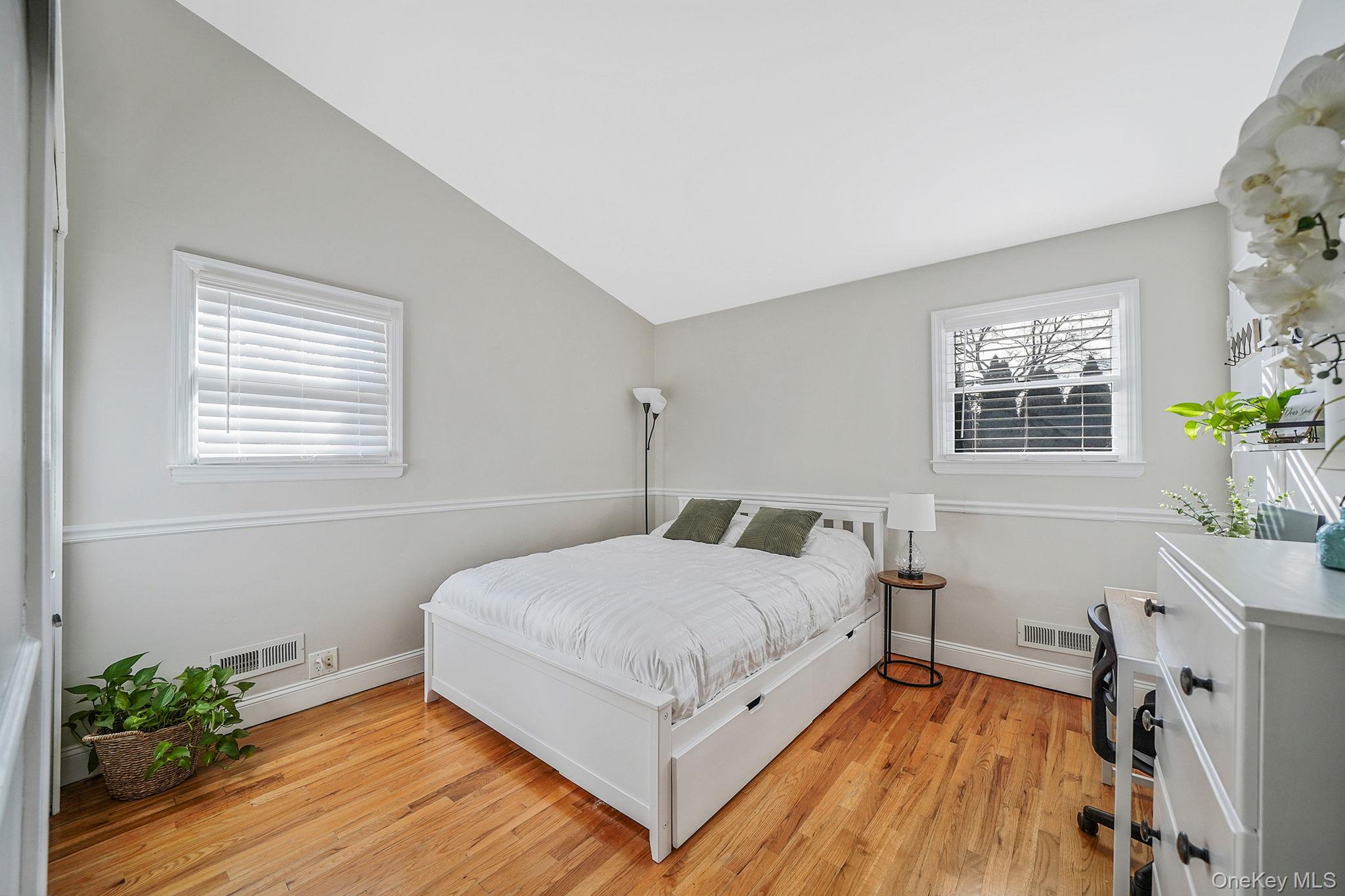 15 Penn Drive — photo 32