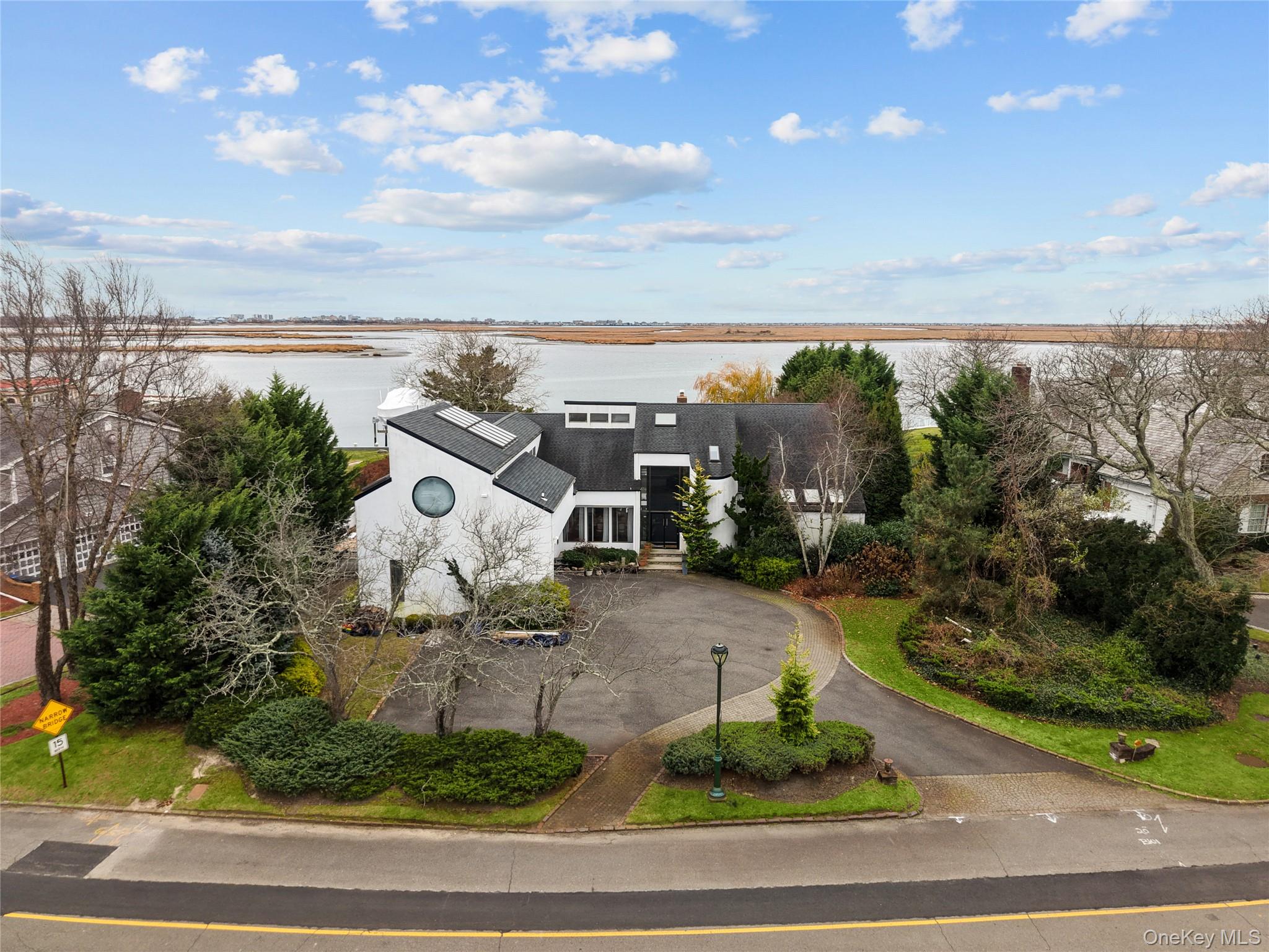 1010 Seawane Drive — photo 4