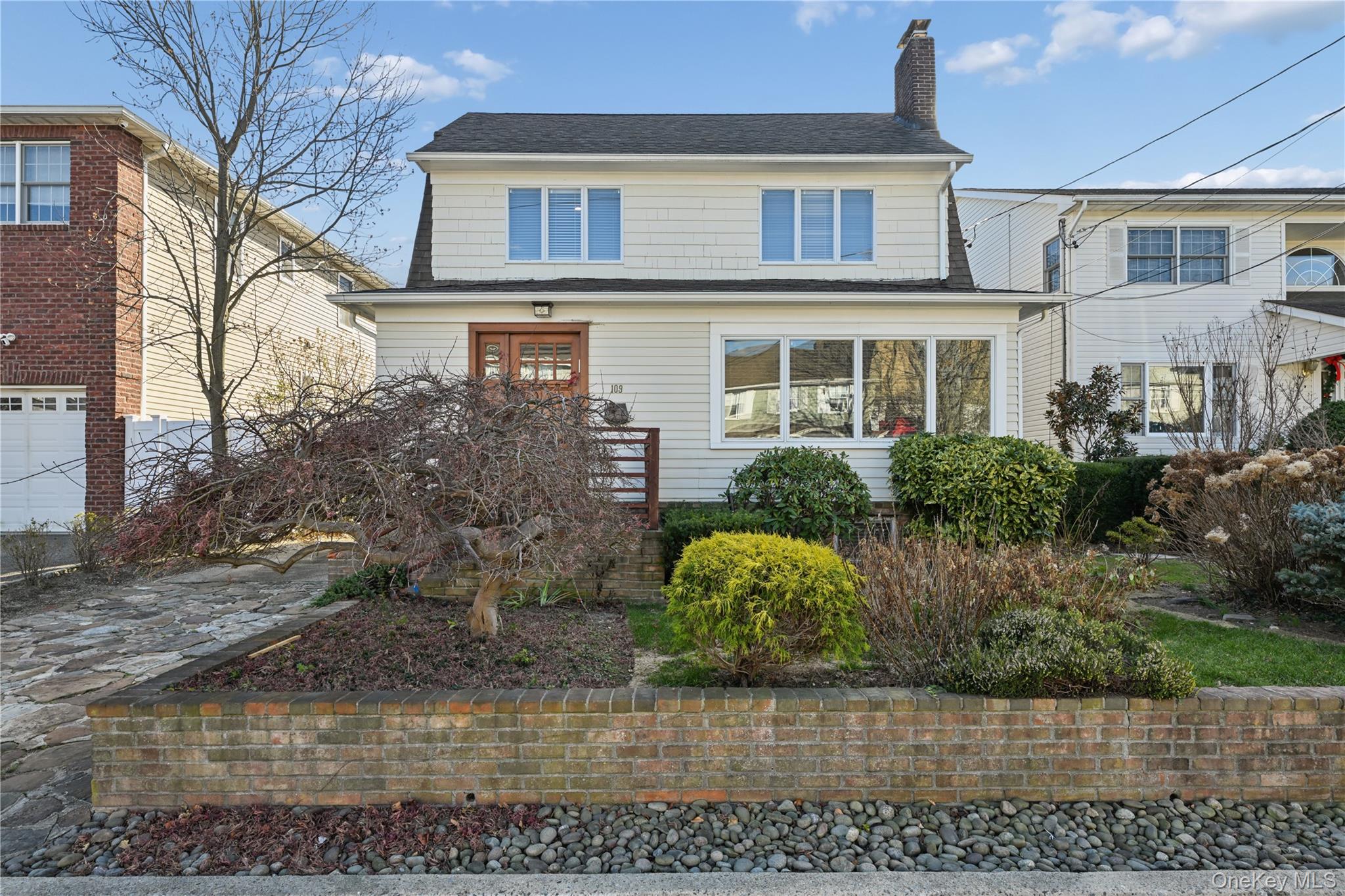 109 Longworth Avenue, Woodmere