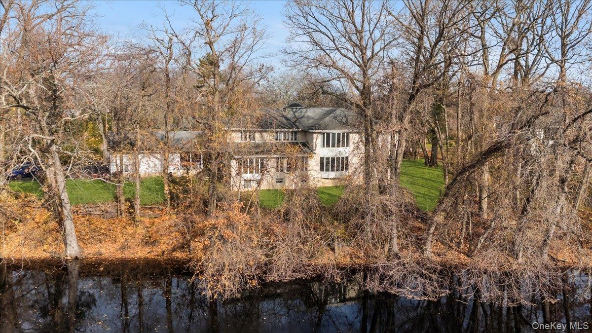 22 Lake Road — photo 3