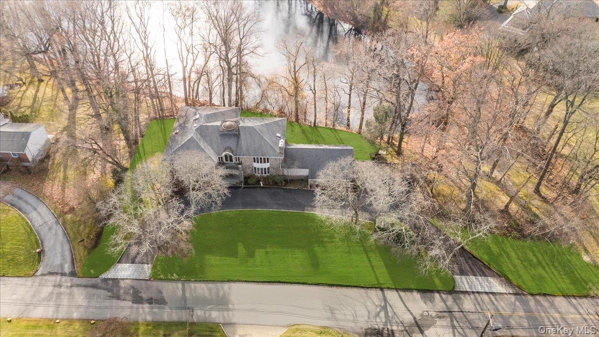 22 Lake Road — photo 35
