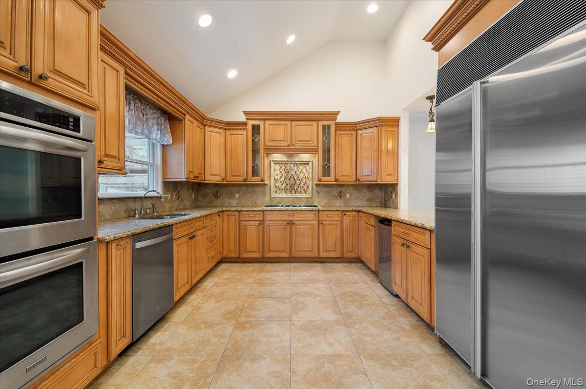 33 Fleets Cove Road — photo 3