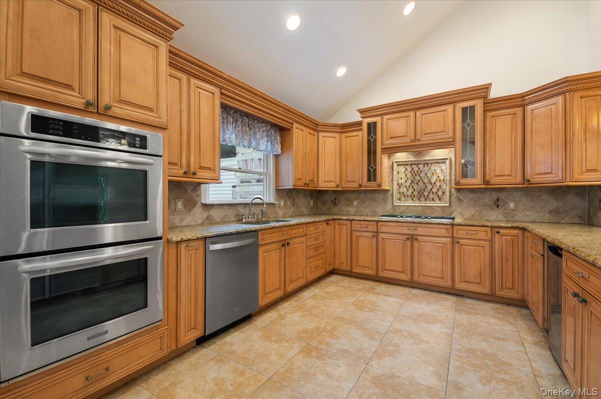 33 Fleets Cove Road — photo 8