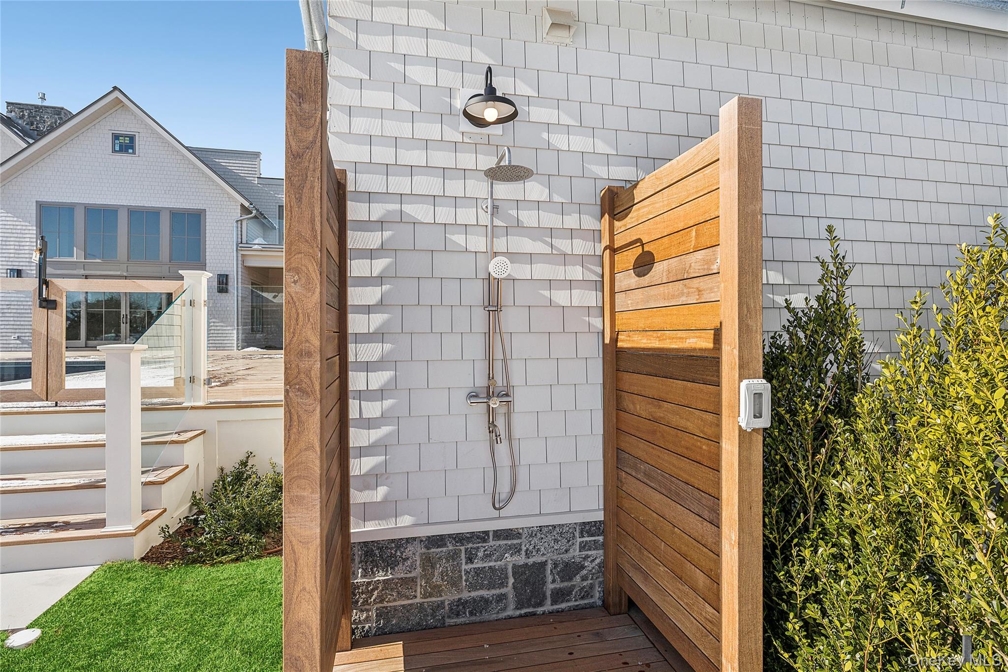 32 Quogo Neck Lane — photo 37