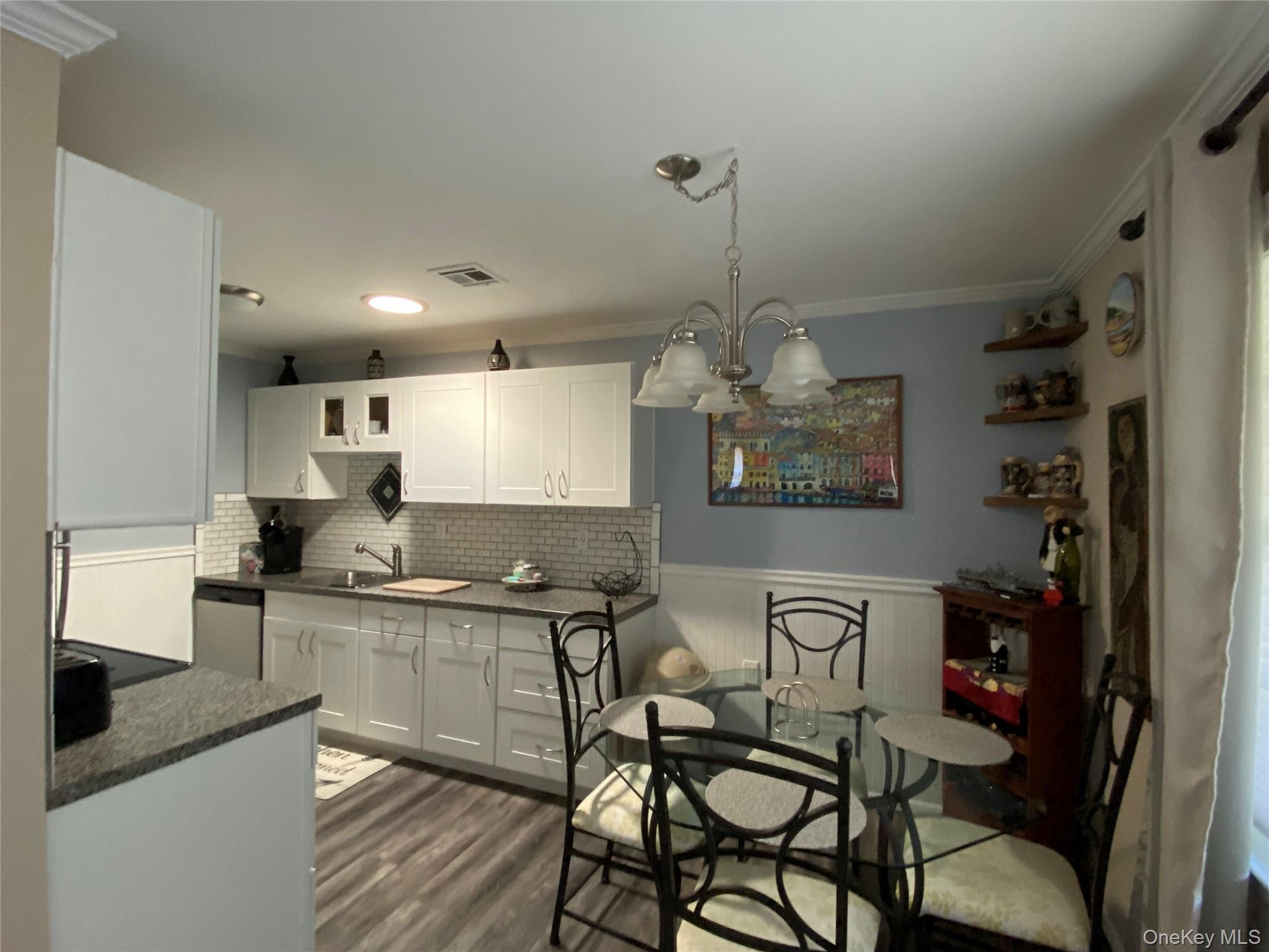 274 Berwick Court #A — photo 16