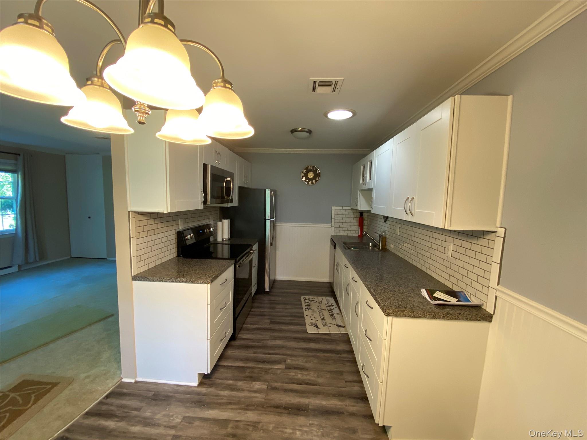 274 Berwick Court #A — photo 5