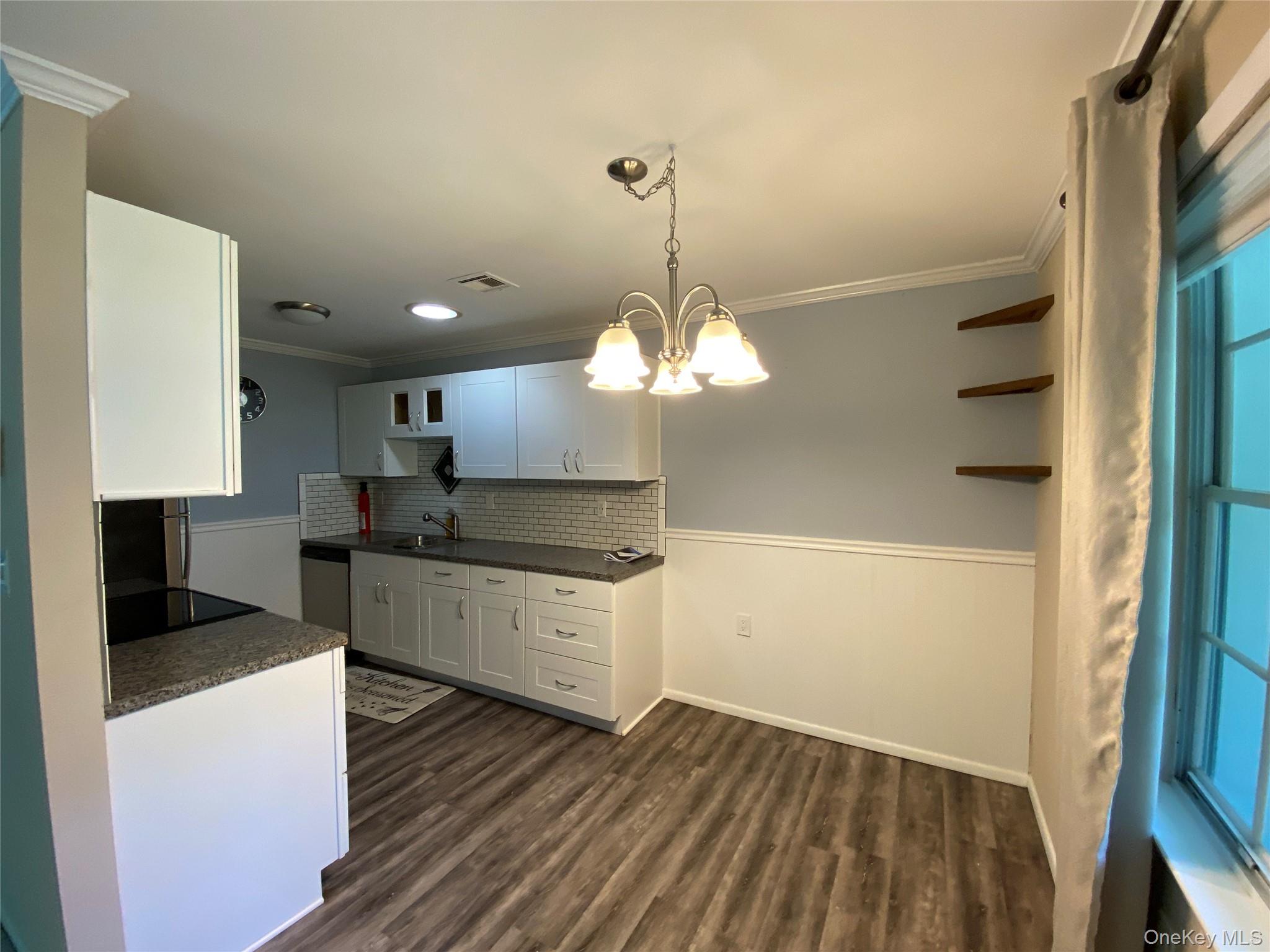 274 Berwick Court #A — photo 7