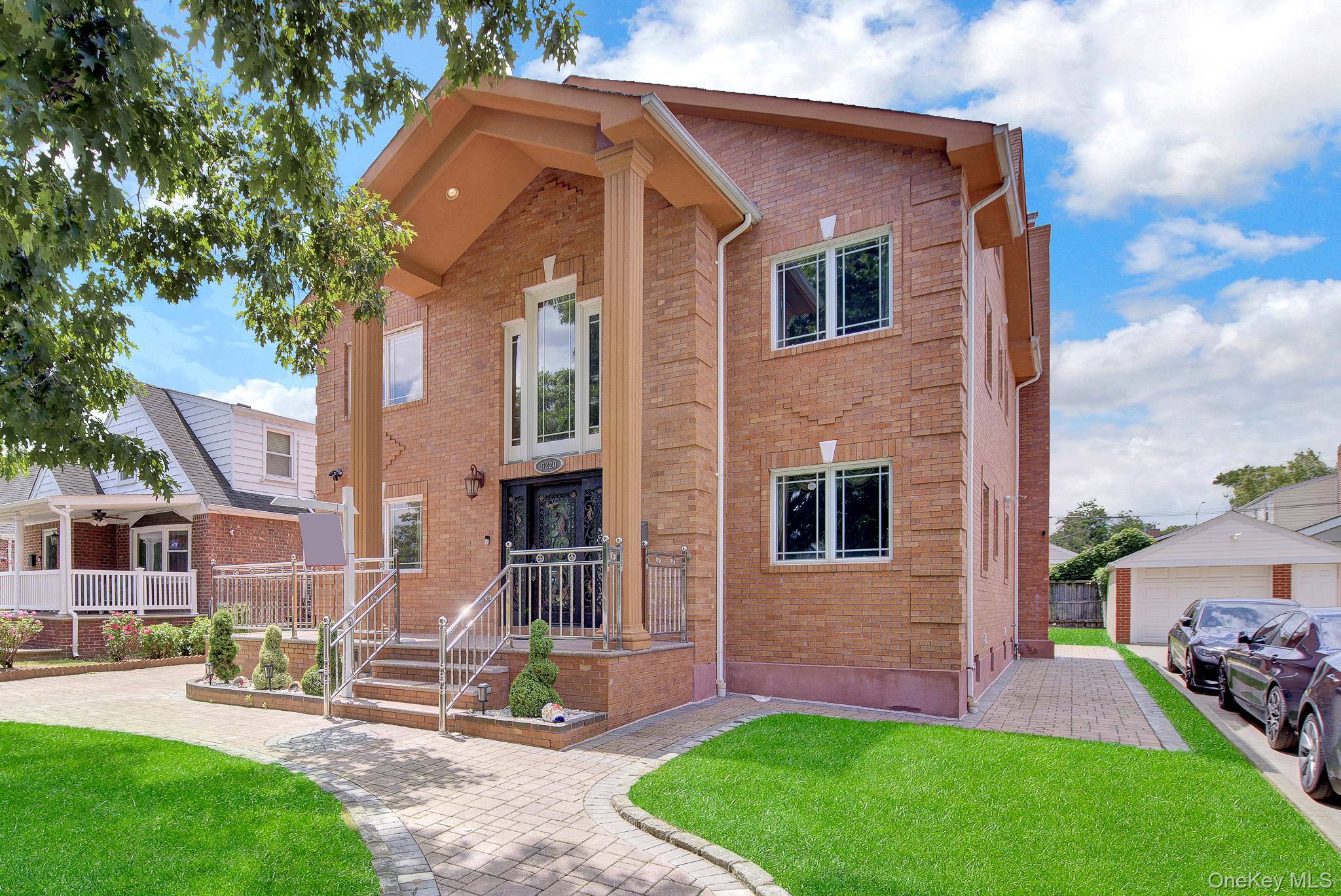 8220 250th Street, Bellerose