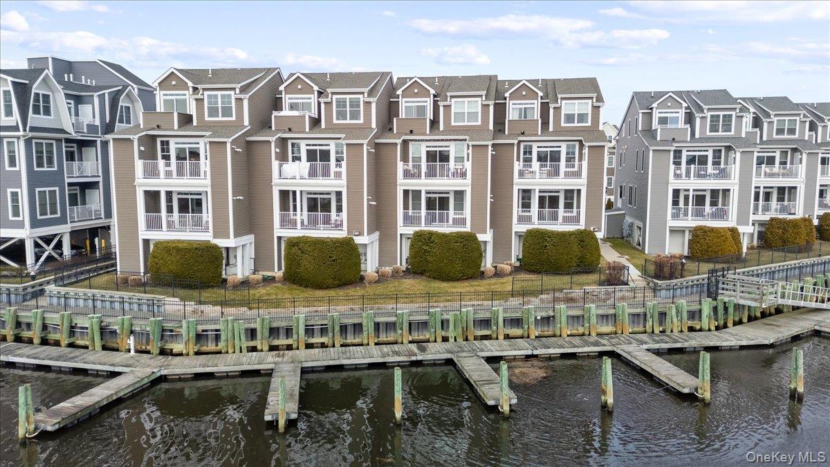422 Marina Pointe Drive #422 — photo 22
