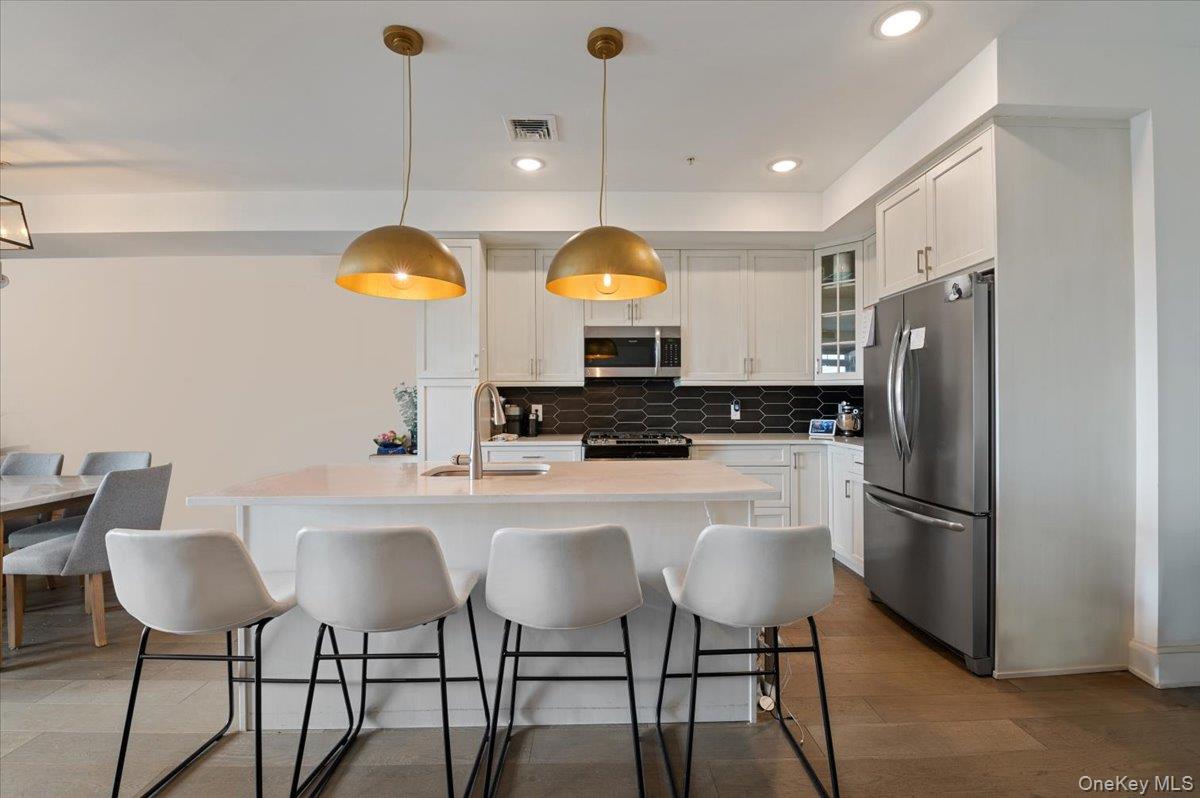 422 Marina Pointe Drive #422 — photo 5