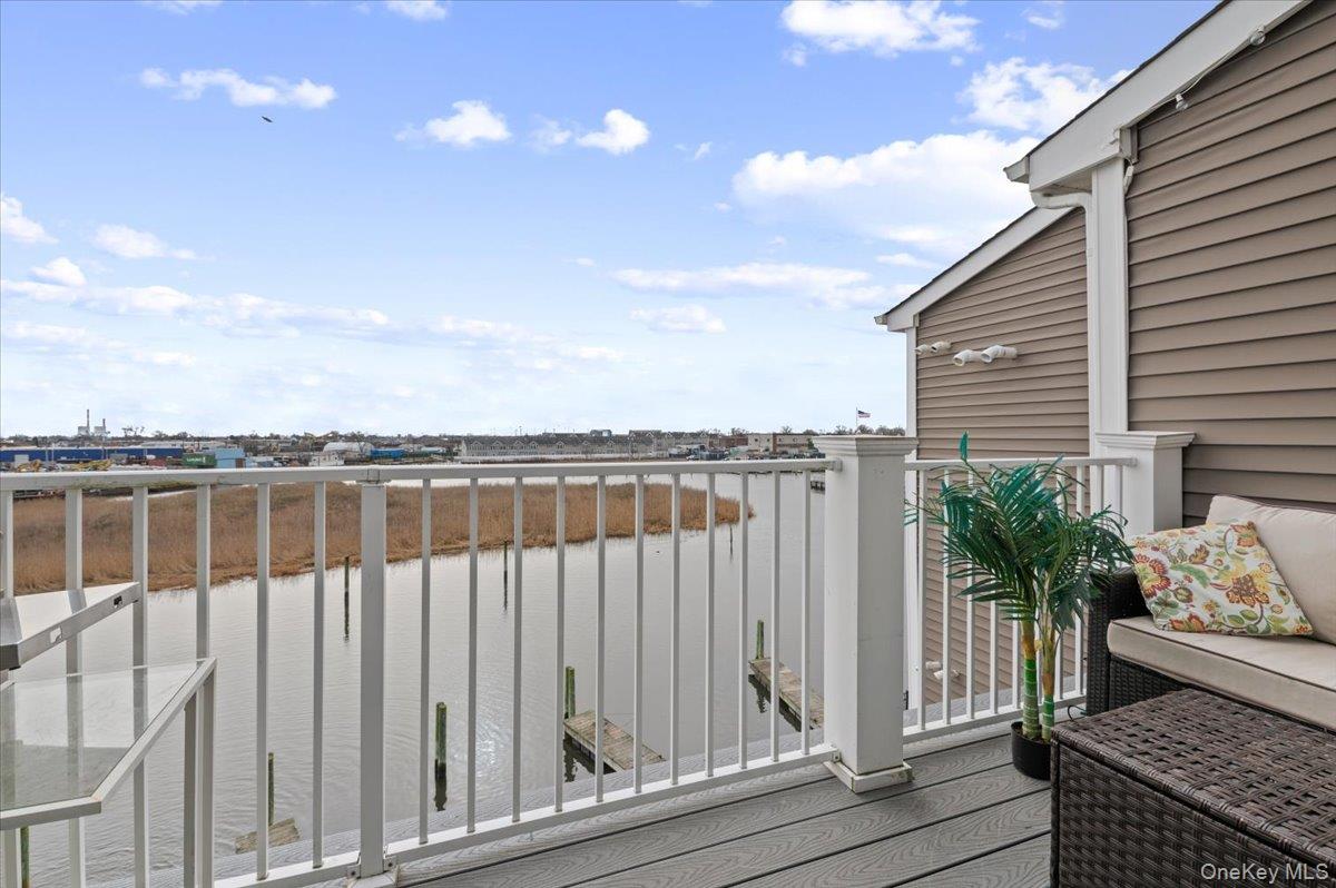 422 Marina Pointe Drive #422 — photo 10