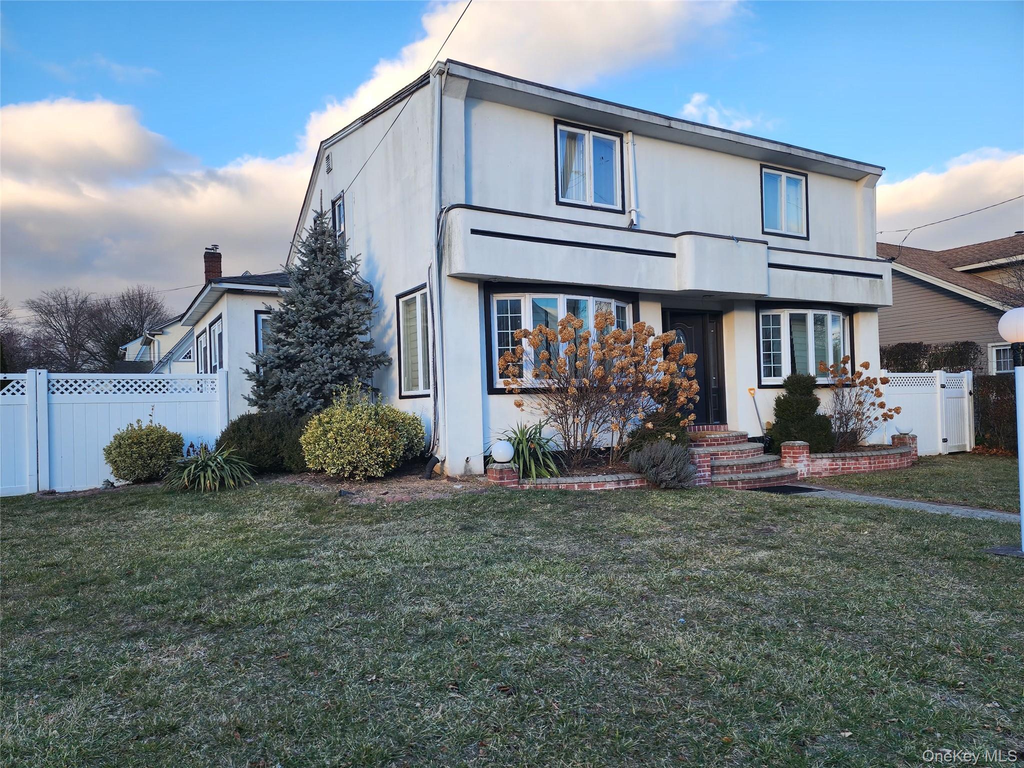 883 McKenna Avenue — photo 5