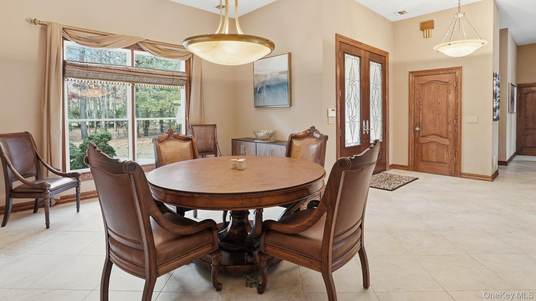 131 Malloy Drive — photo 11