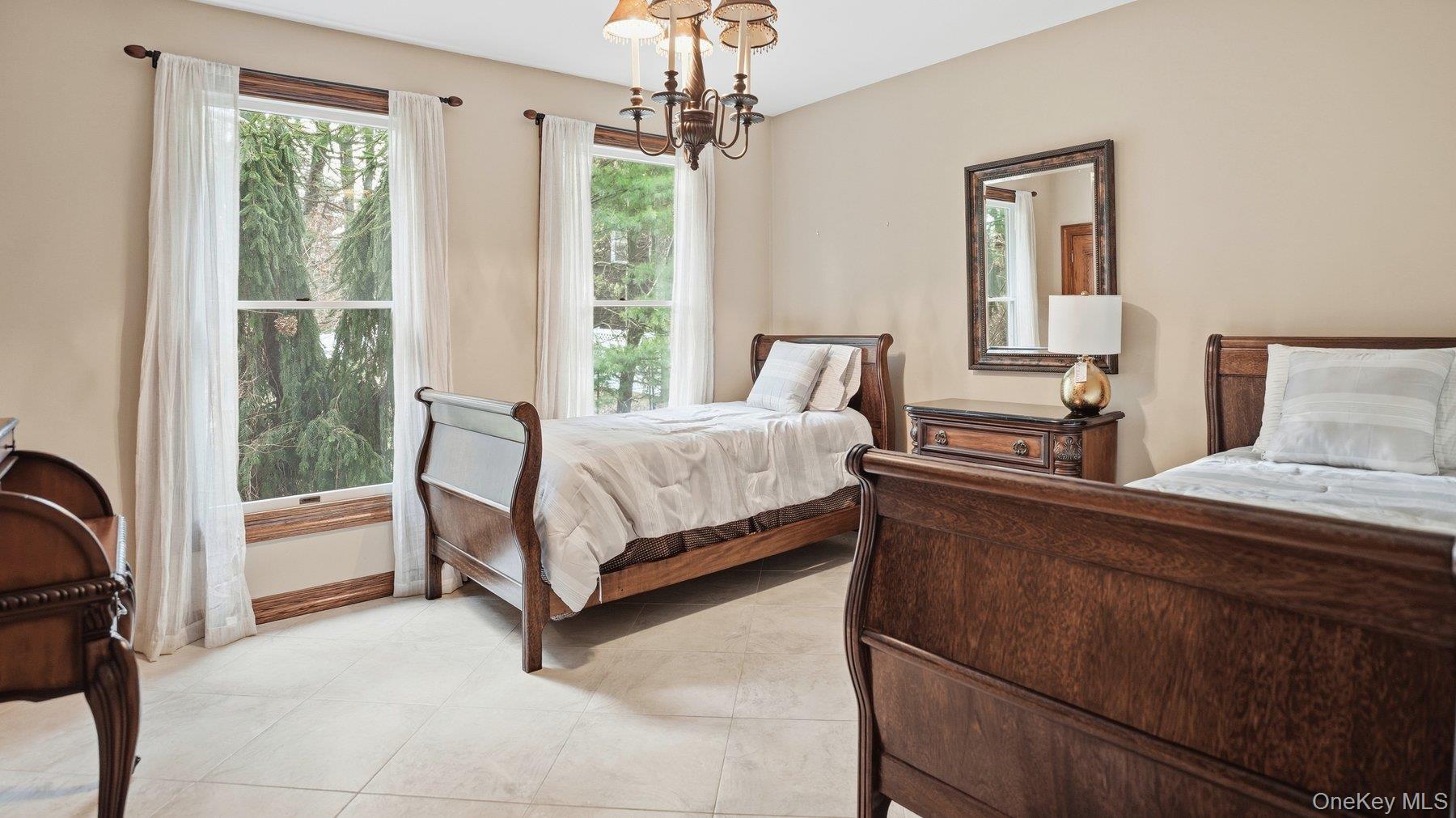 131 Malloy Drive — photo 16