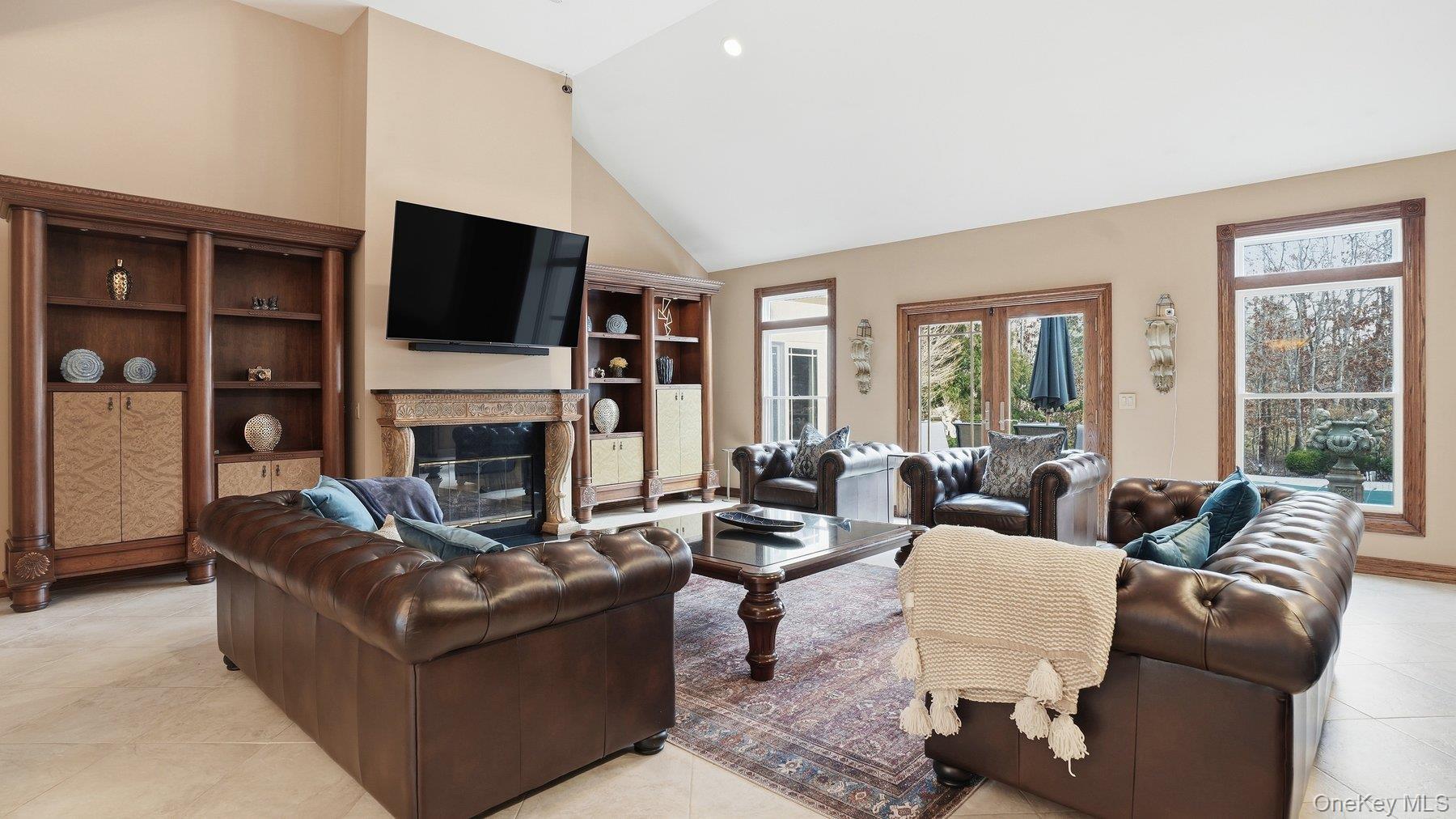 131 Malloy Drive — photo 3